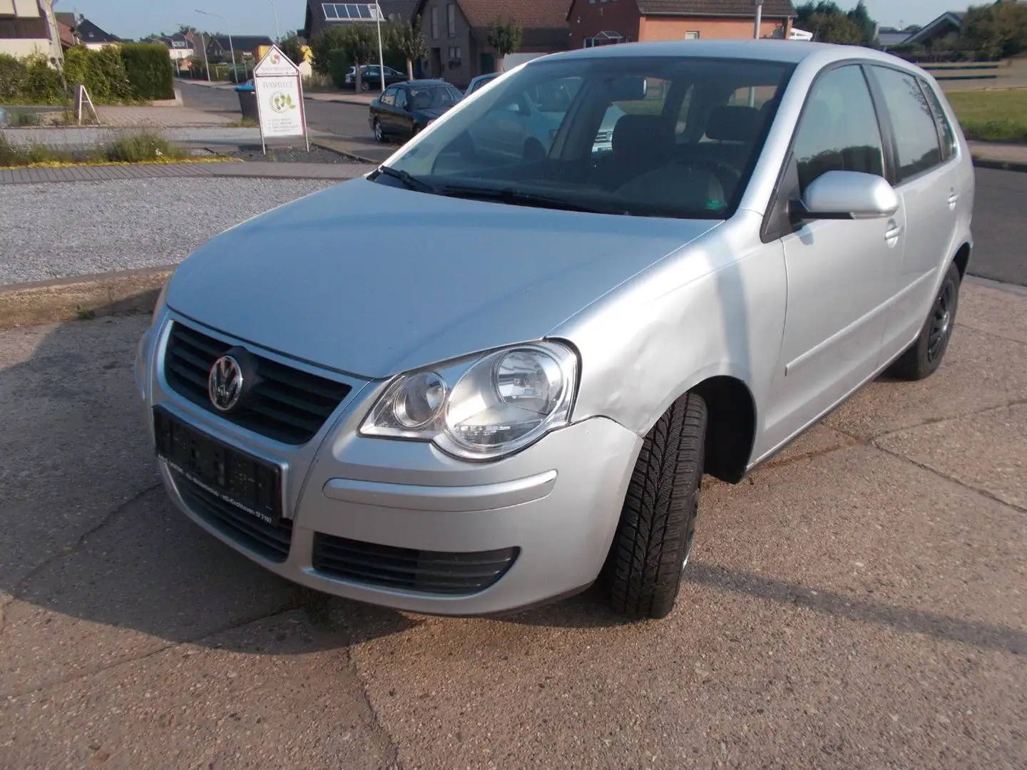 Volkswagen Polo IV Comfortline-Klima-AHK Silber - 2