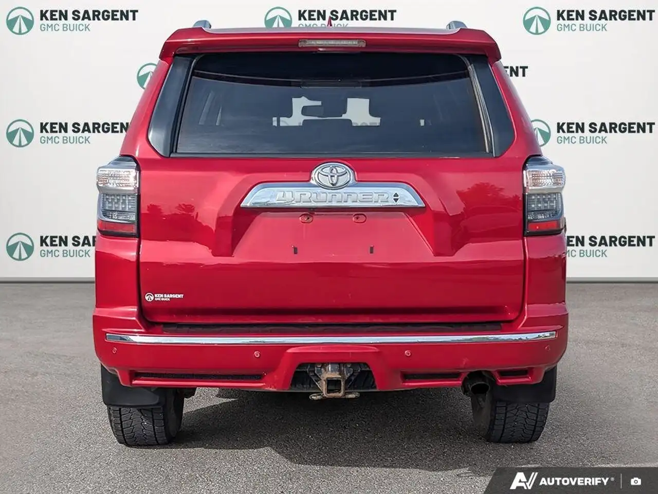 Toyota 4-Runner снимка Toyota 4-Runner