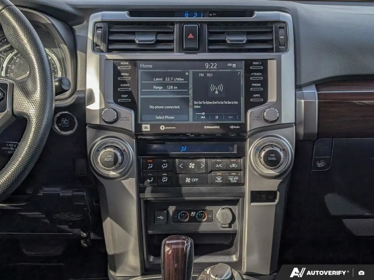 Toyota 4-Runner снимка Toyota 4-Runner