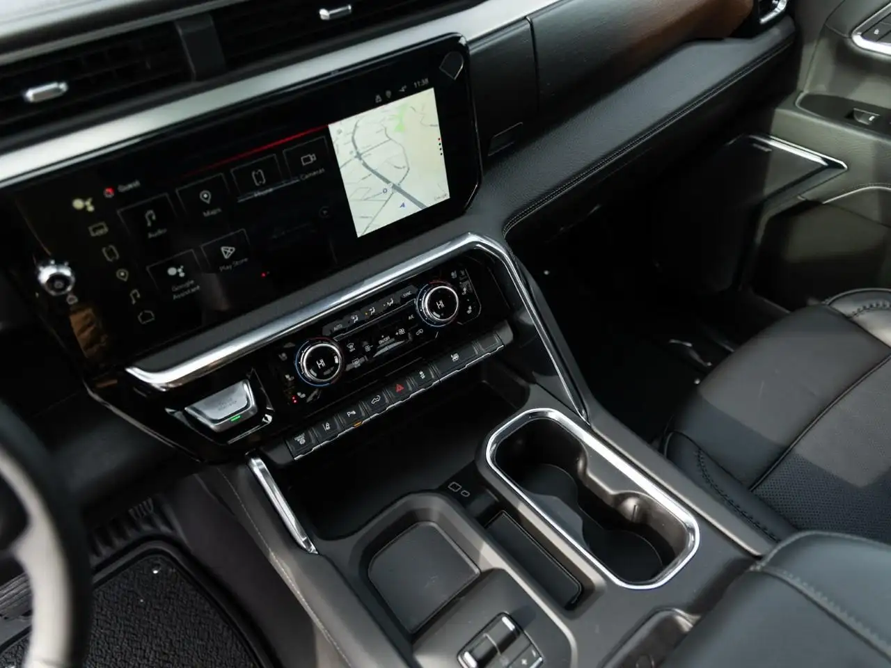 GMC Sierra 3500HD снимка GMC Sierra 3500HD