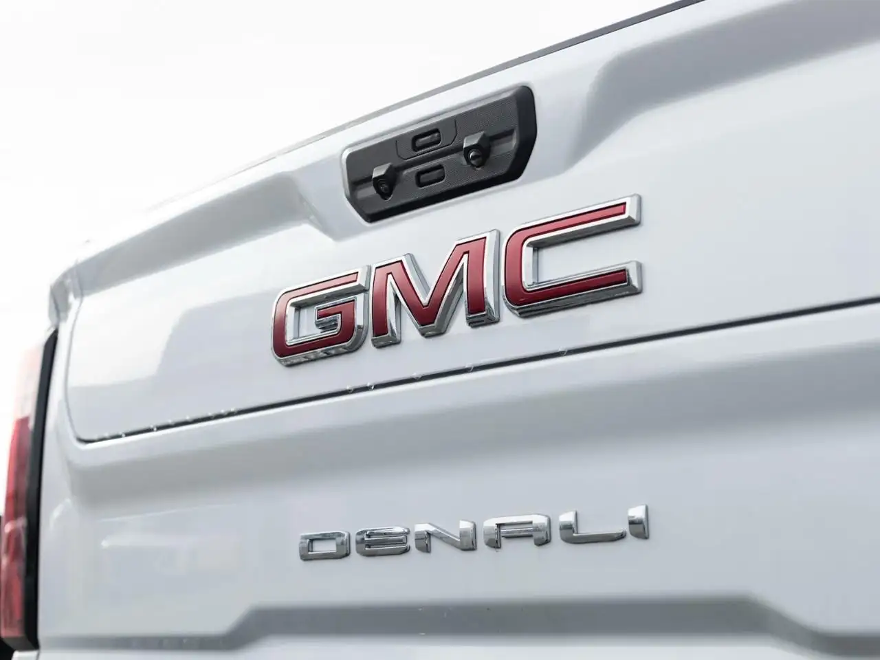 GMC Sierra 3500HD снимка GMC Sierra 3500HD
