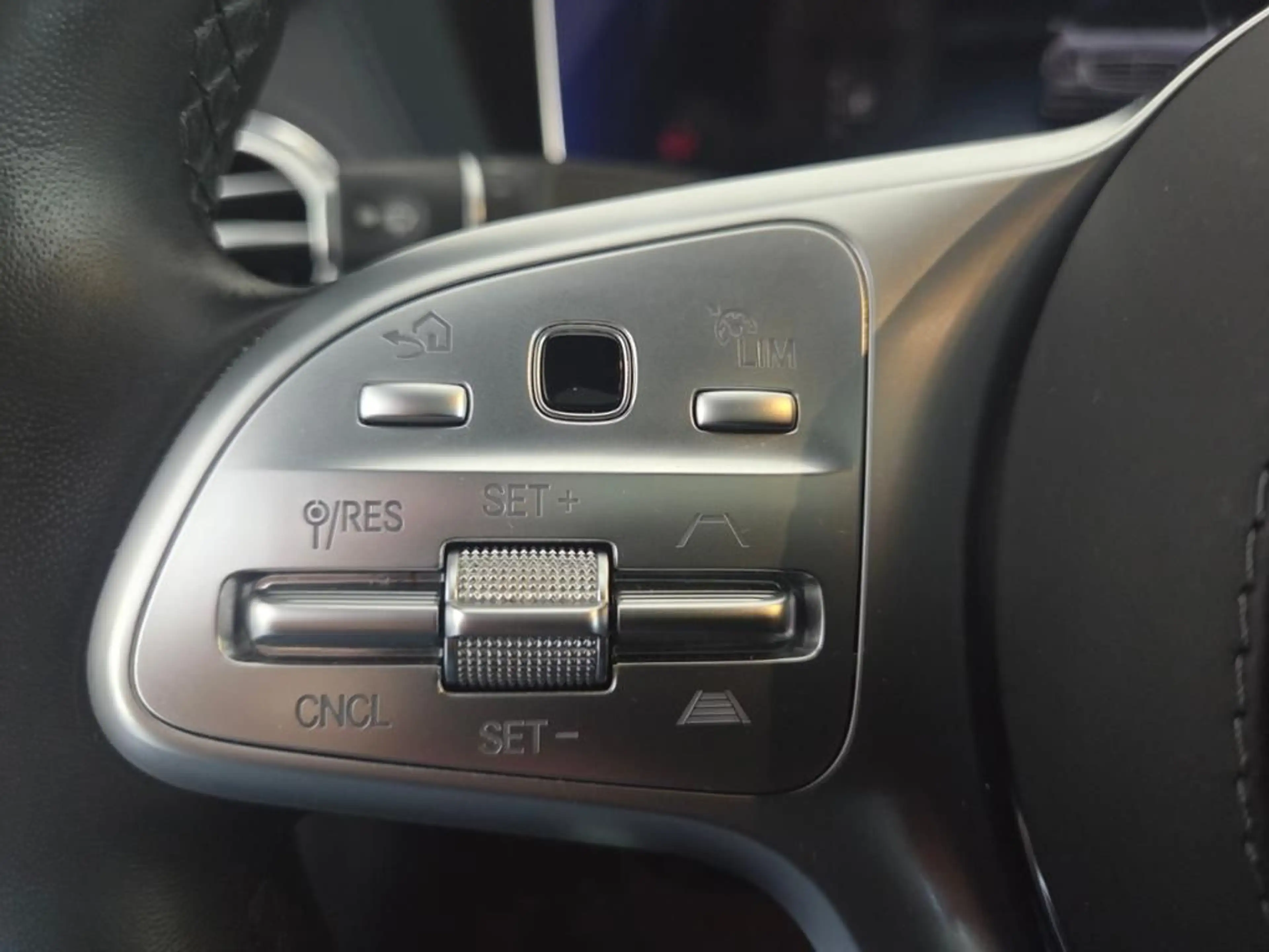 Mercedes-Benz S 350 d 4M AMG Line HUD Pano 360°Burmester Servo — photo 14