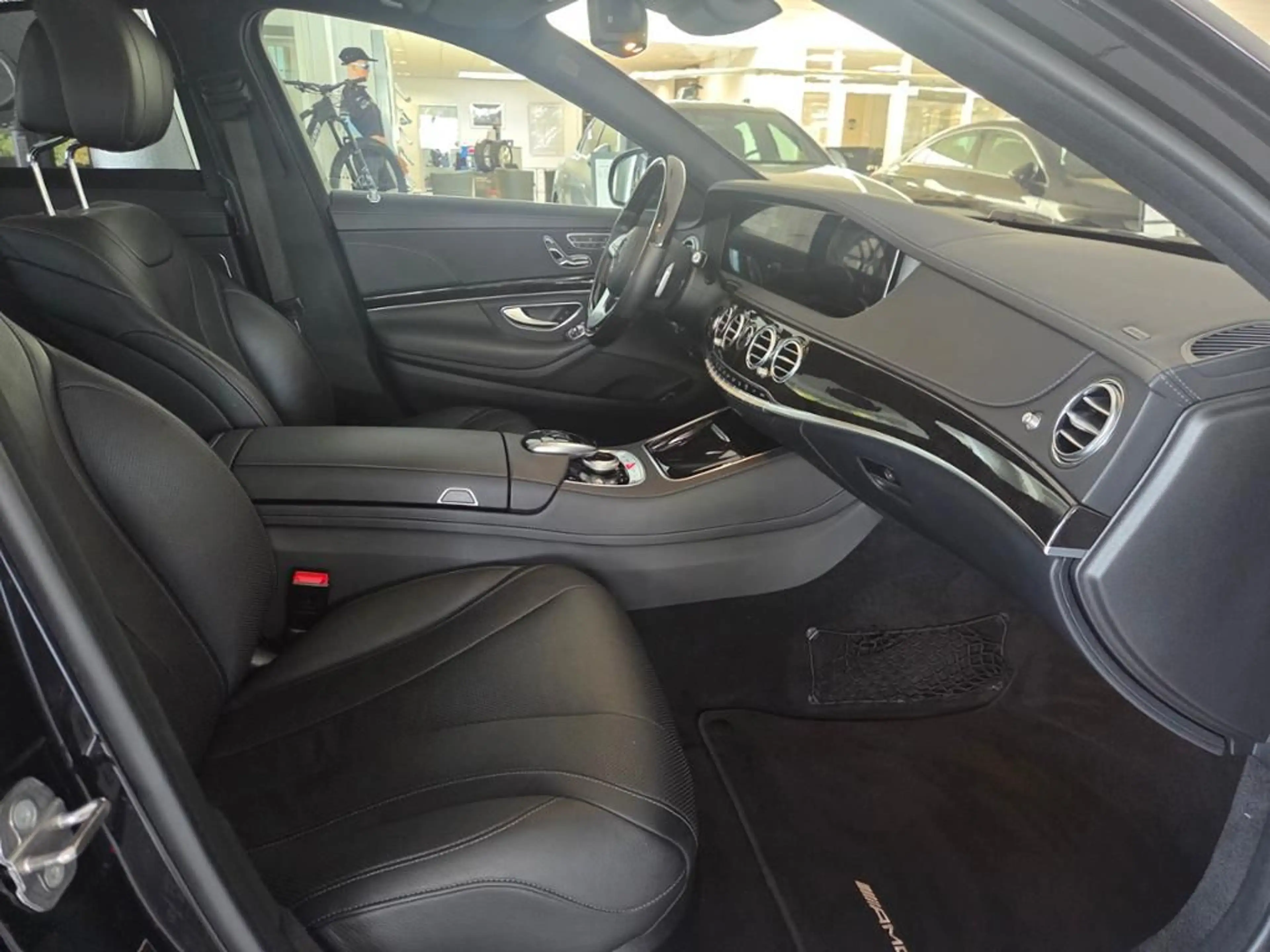 Mercedes-Benz S 350 d 4M AMG Line HUD Pano 360°Burmester Servo — photo 9