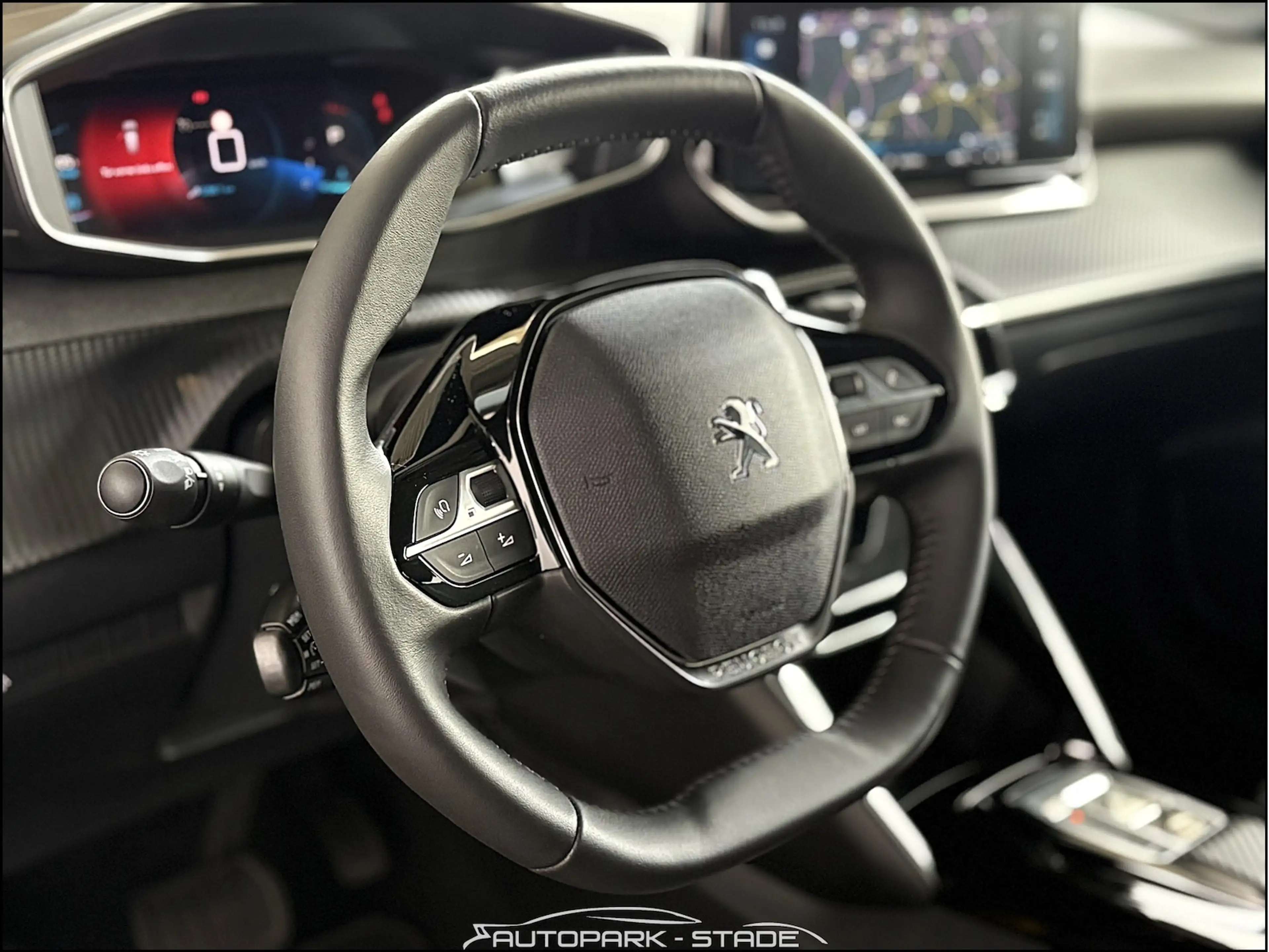 Peugeot 208 Allure Pack Automatik LED Assist AHK Digital — photo 12