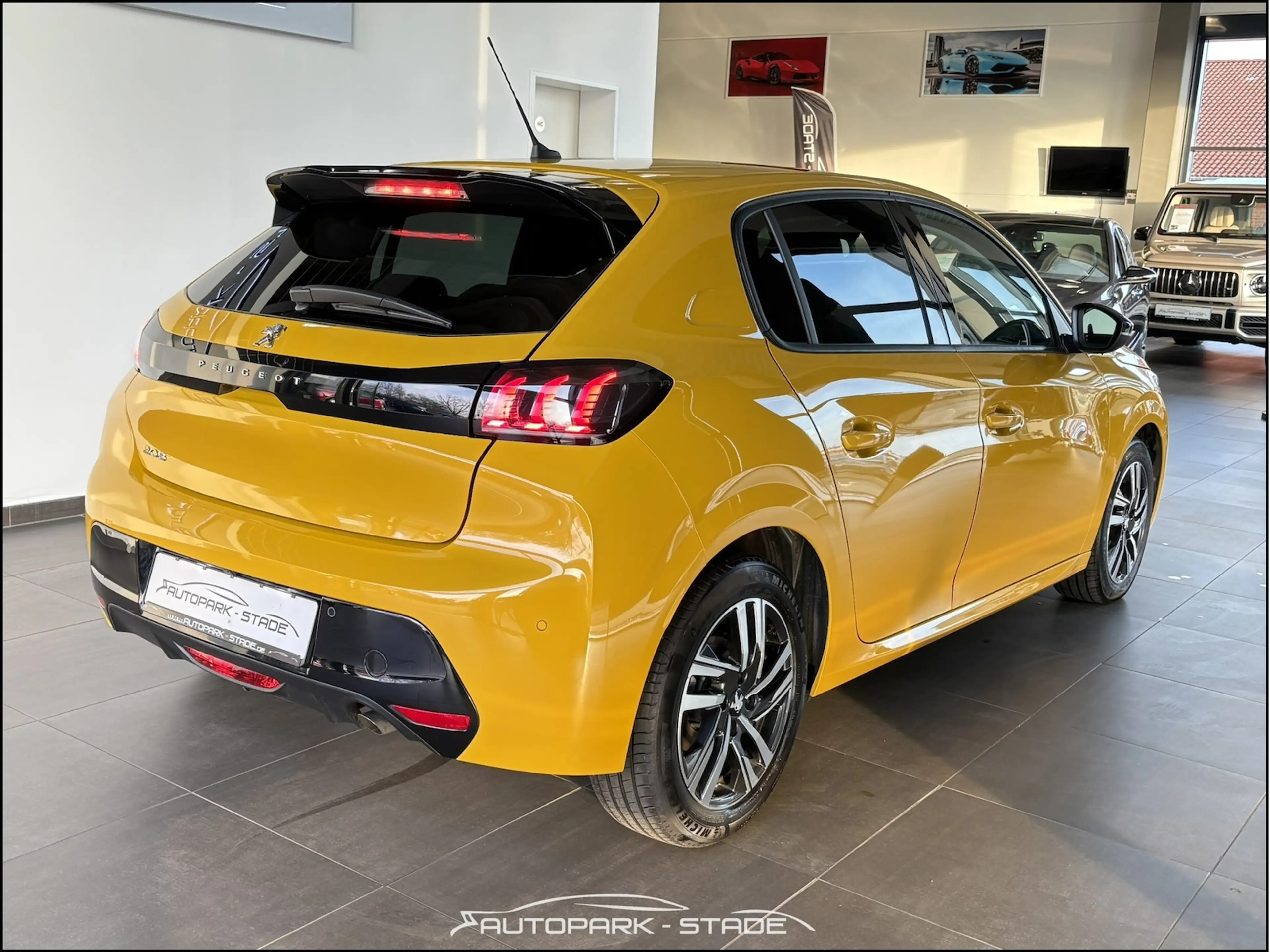 Peugeot 208 Allure Pack Automatik LED Assist AHK Digital — photo 7