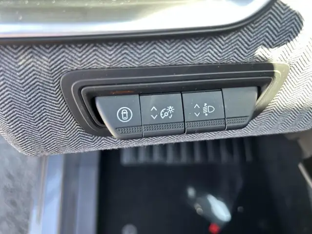 Renault Clio view 9