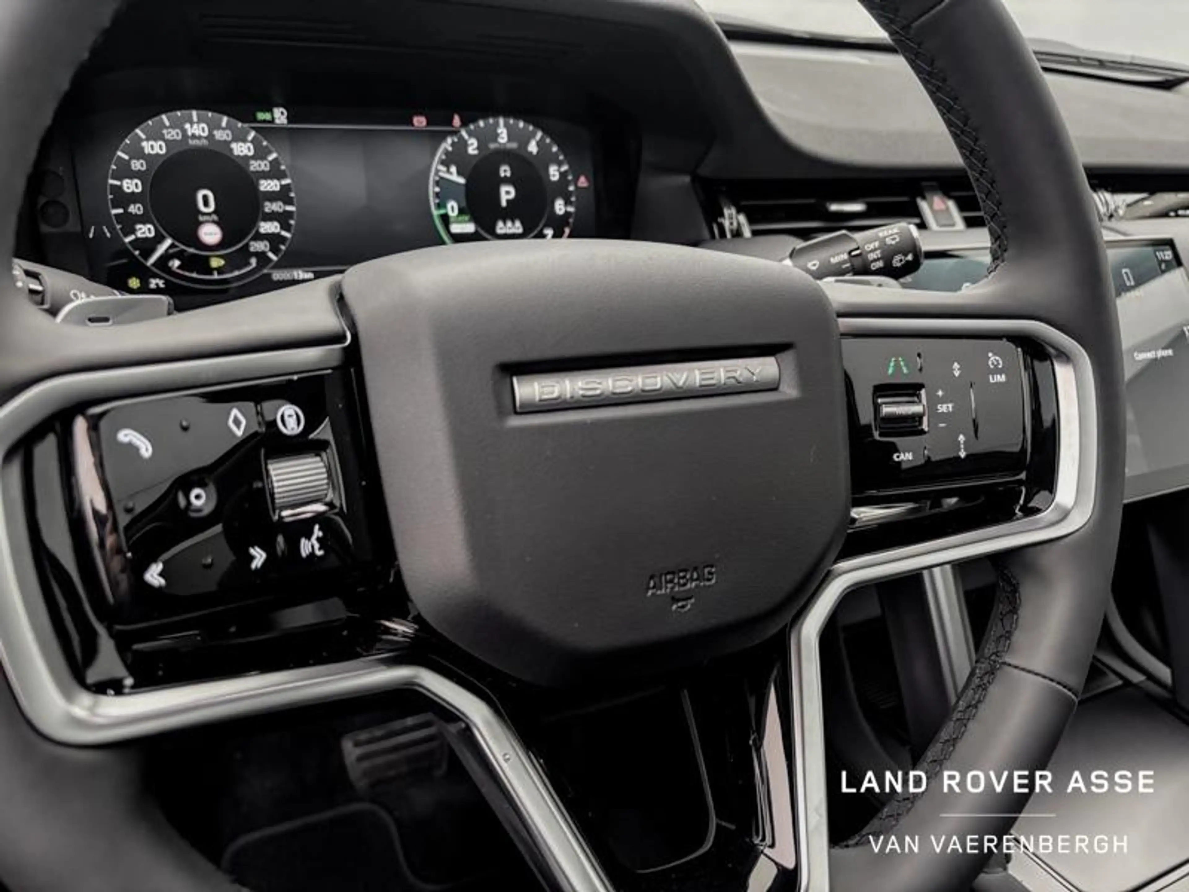Land Rover Discovery Sport P270e S AWD — photo 15