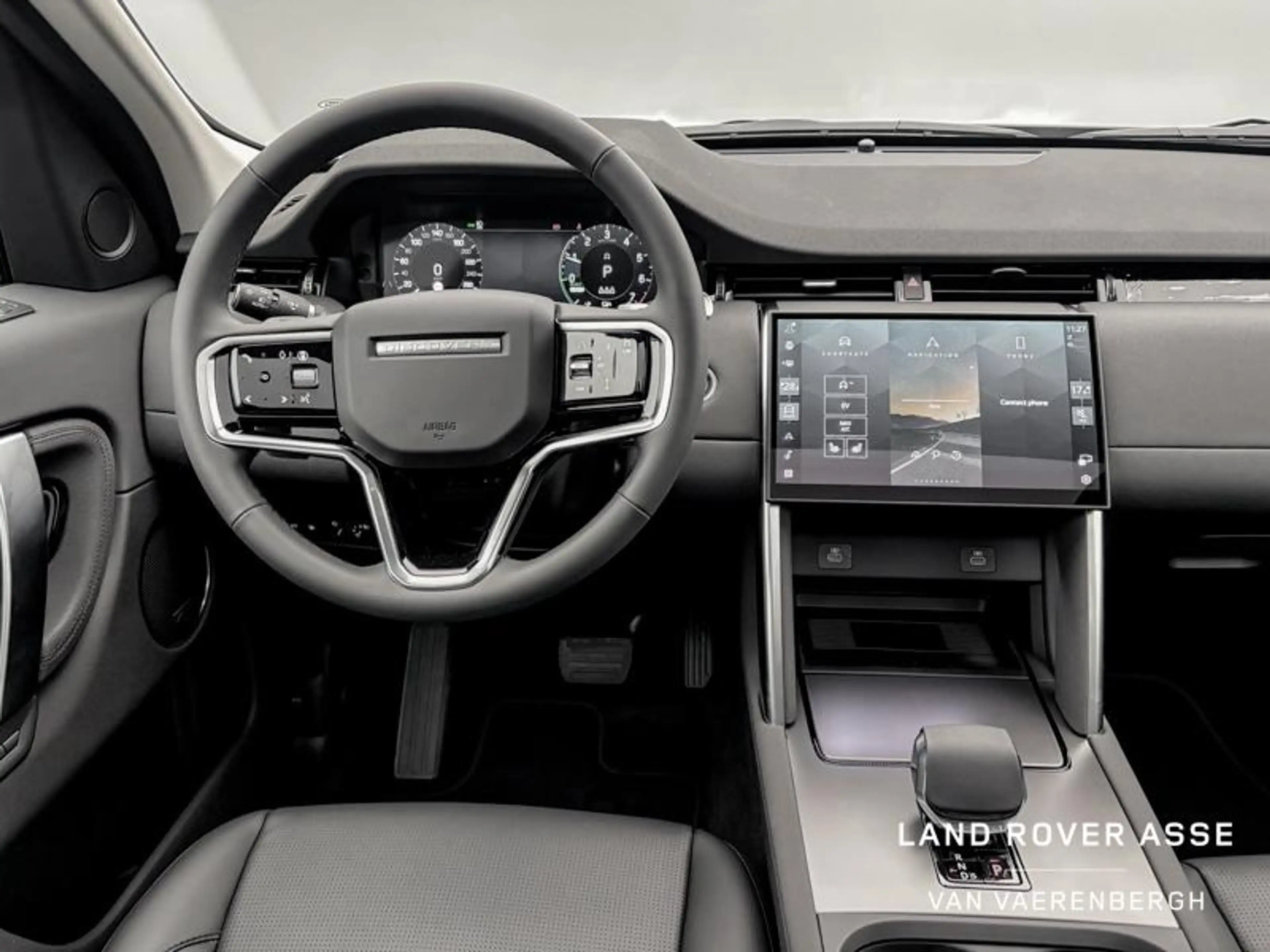 Land Rover Discovery Sport P270e S AWD — photo 13