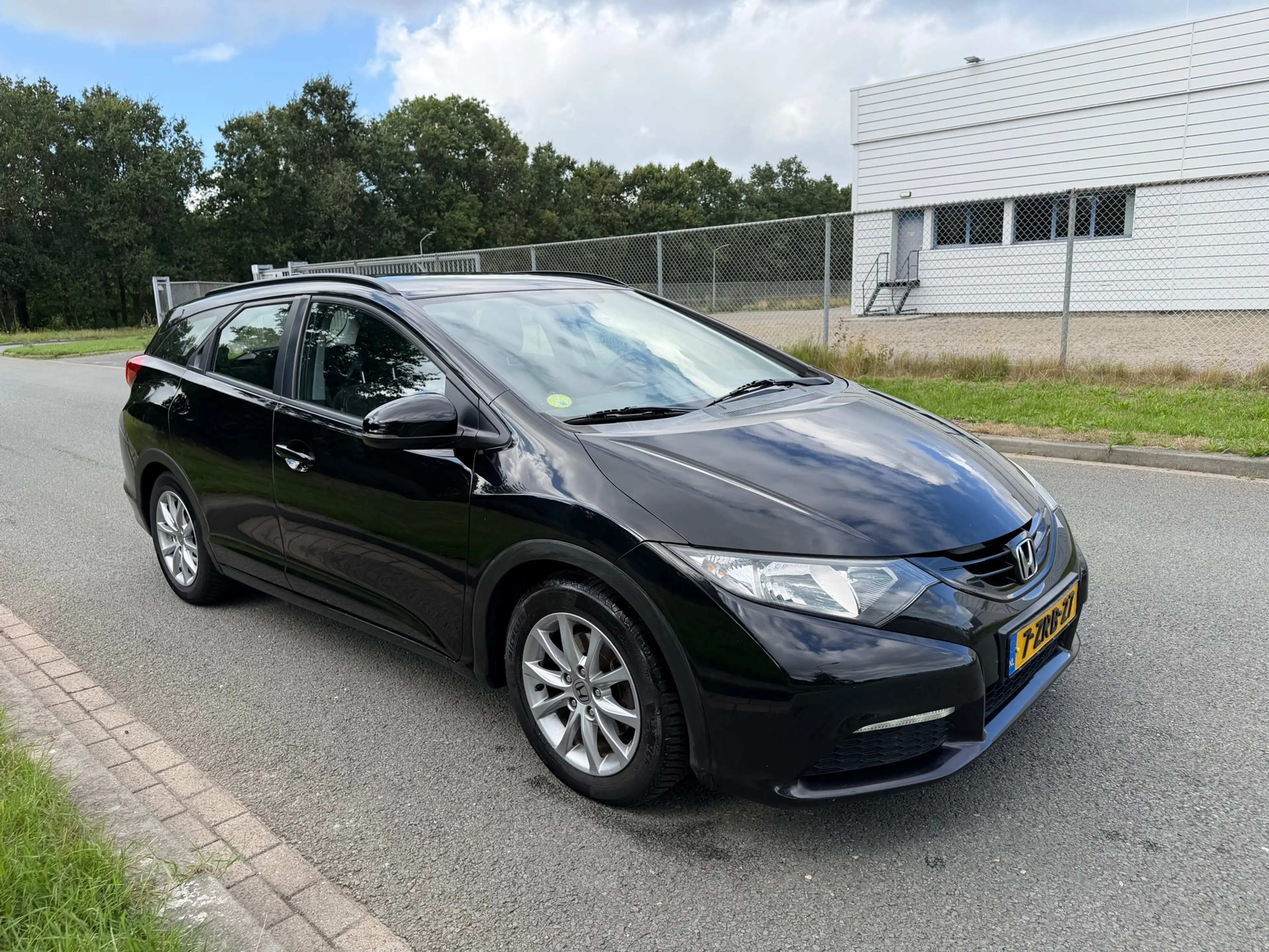 Honda Civic Tourer 1.6D S Complet dealer onderhouden alle fact — photo 2