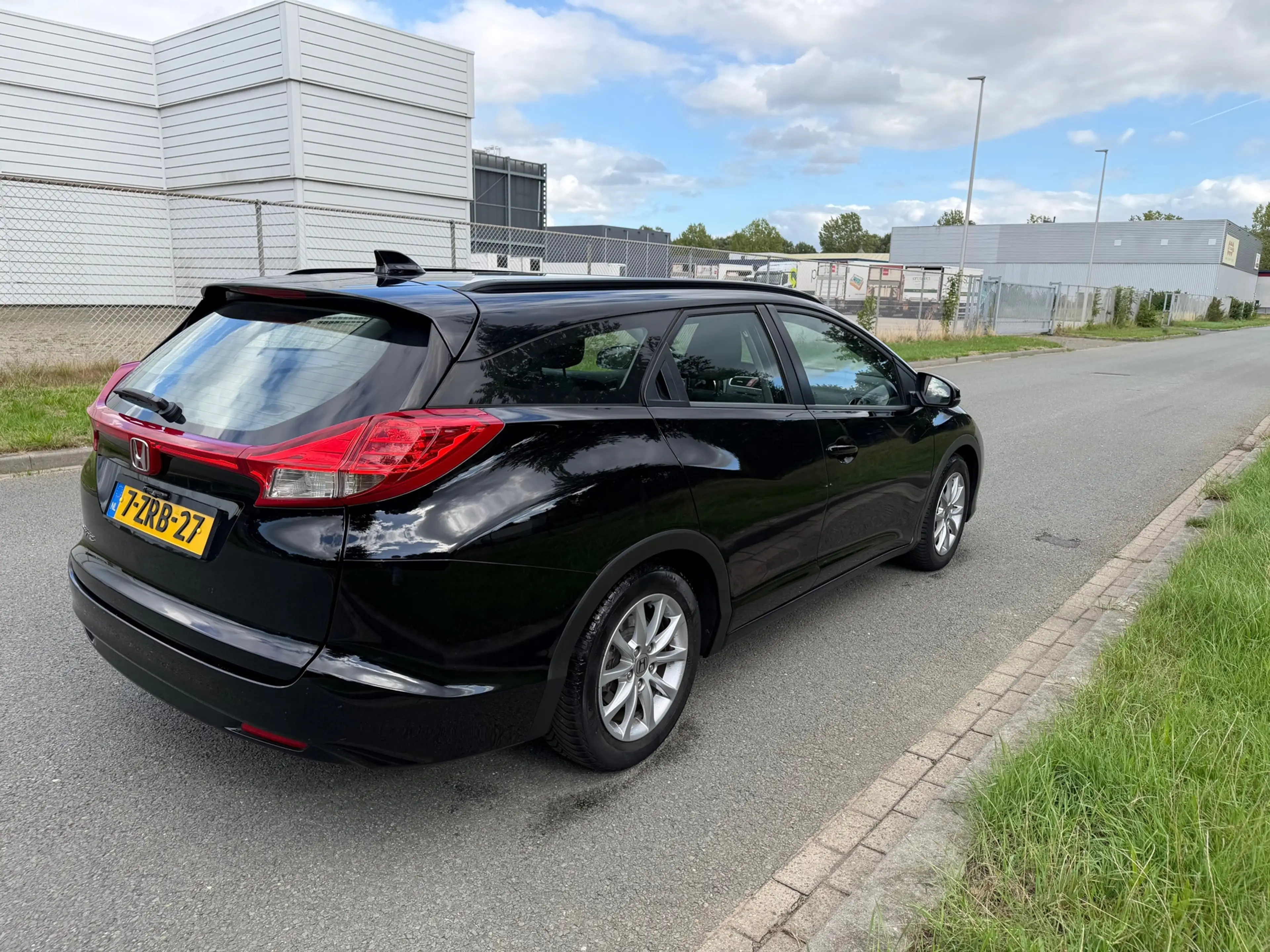 Honda Civic Tourer 1.6D S Complet dealer onderhouden alle fact — photo 3