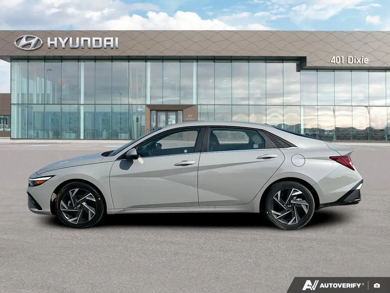 Hyundai ELANTRA снимка Hyundai ELANTRA