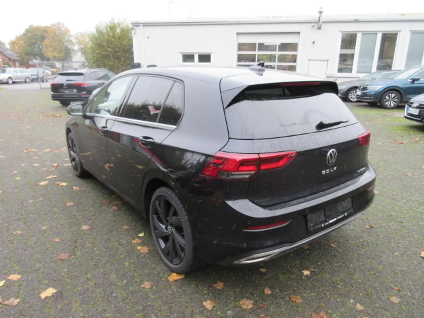 Volkswagen Golf Style 1.4 eHybrid DSG NAVI PANORAMA KAMERA ALU APS eSITZ LED SITZHEIZUNG CLIMATRONIC Schwarz - 2