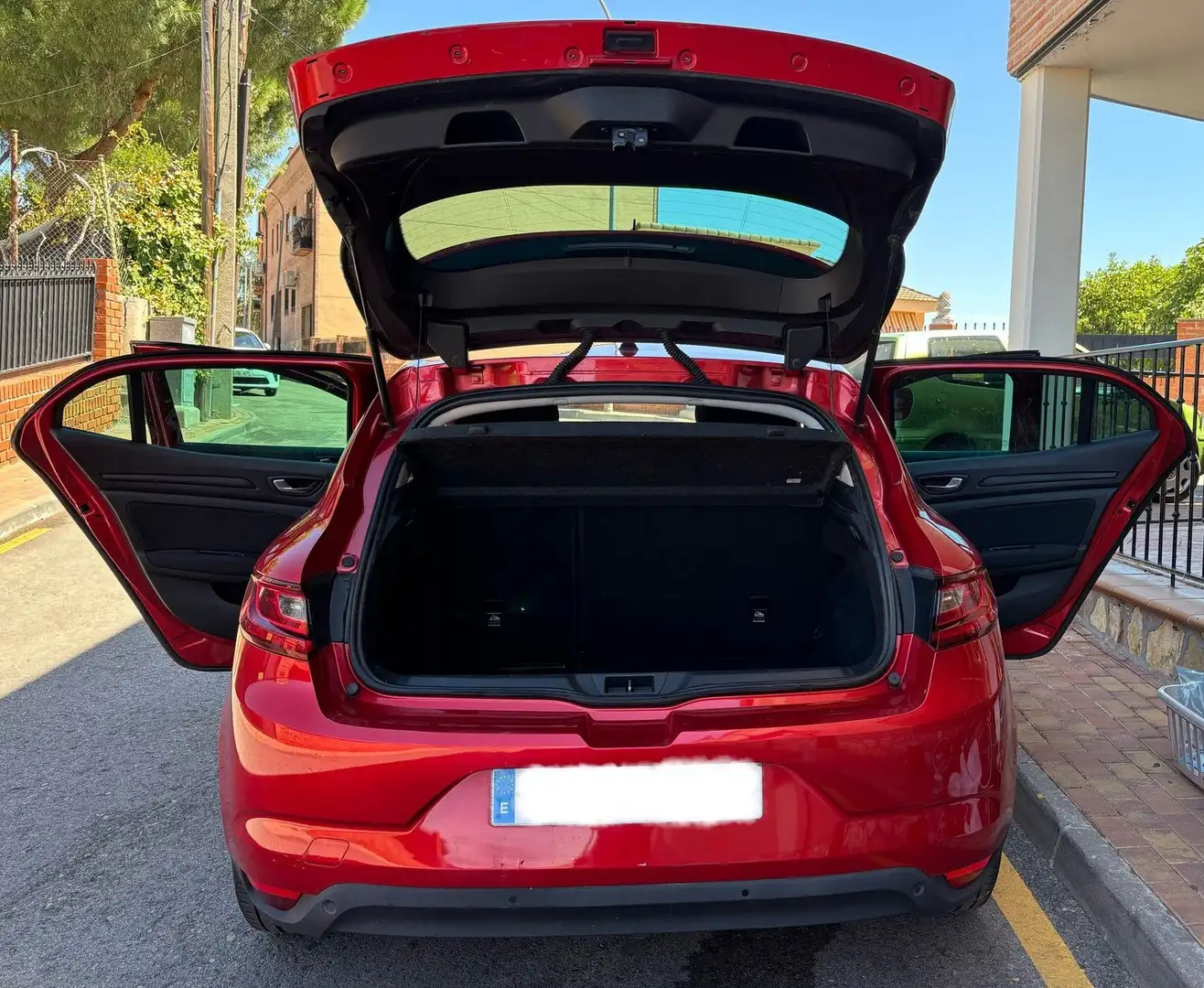 Renault Megane Mégane 1.3 TCe GPF Limited 103kW Limited Rojo - 2