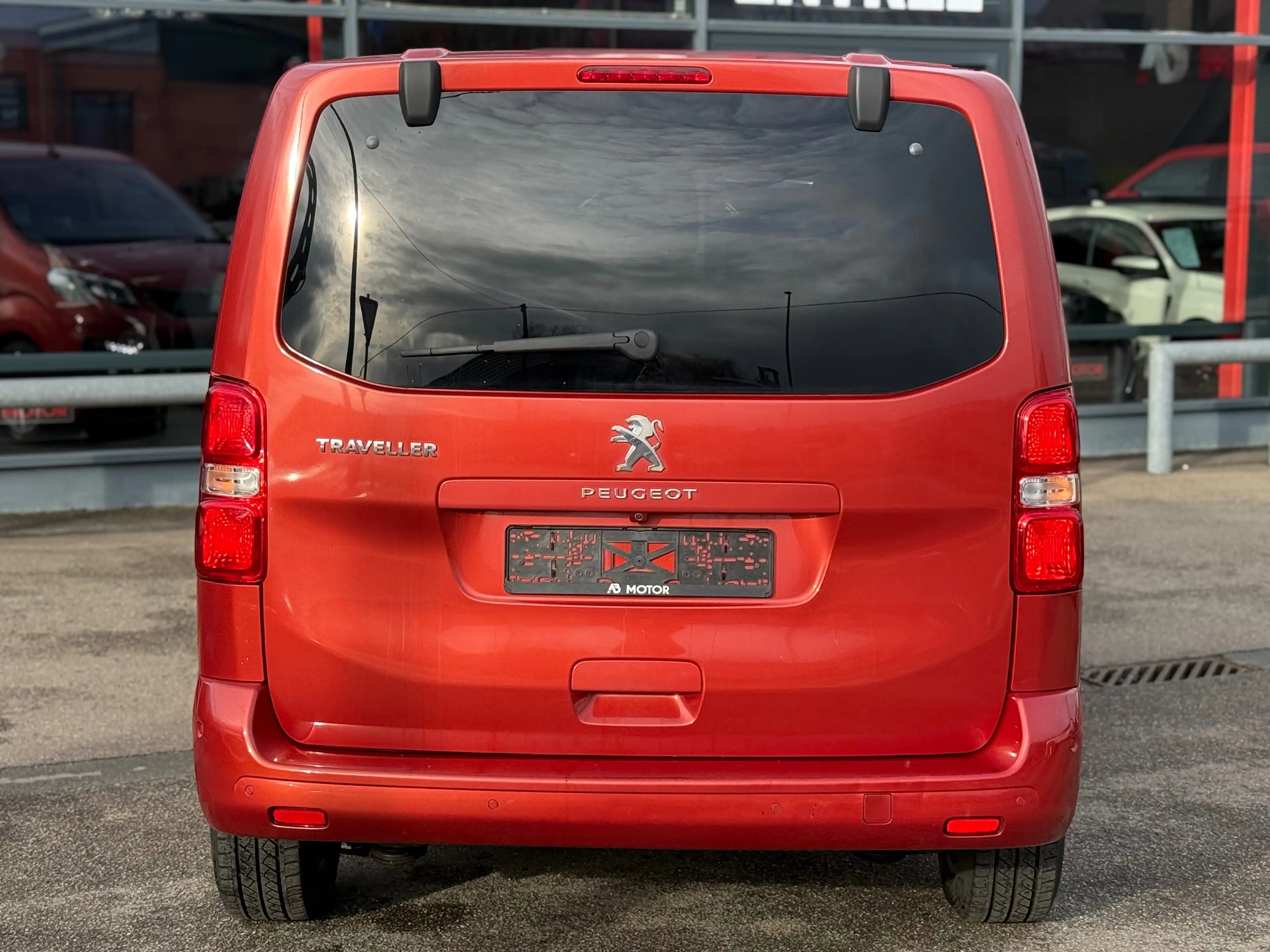 Peugeot Traveller 2.0HDi AUTO 177CV 8 PL PANO ACC HEAD-UP CARPLAY — photo 7