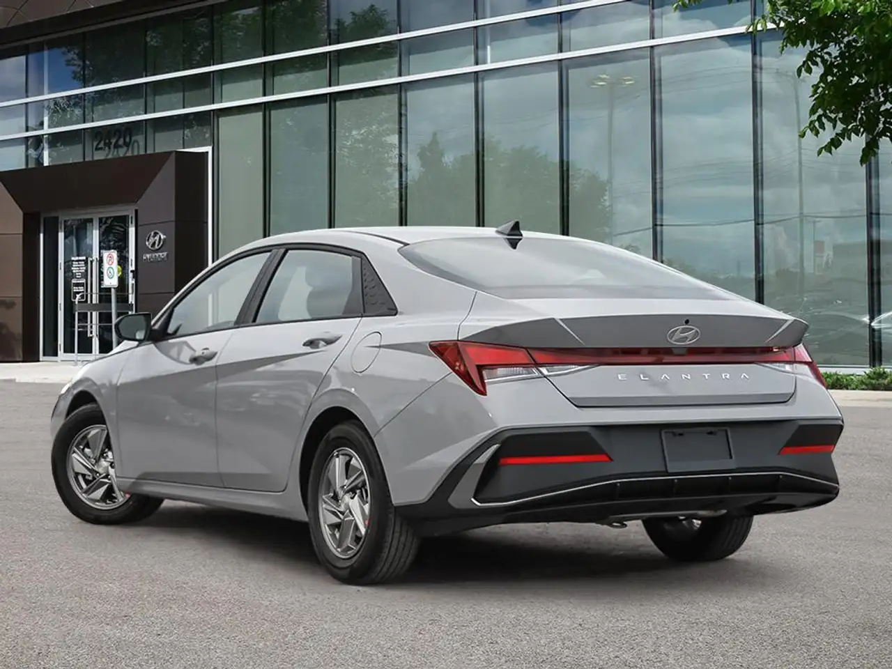 Hyundai ELANTRA fotografie Hyundai ELANTRA