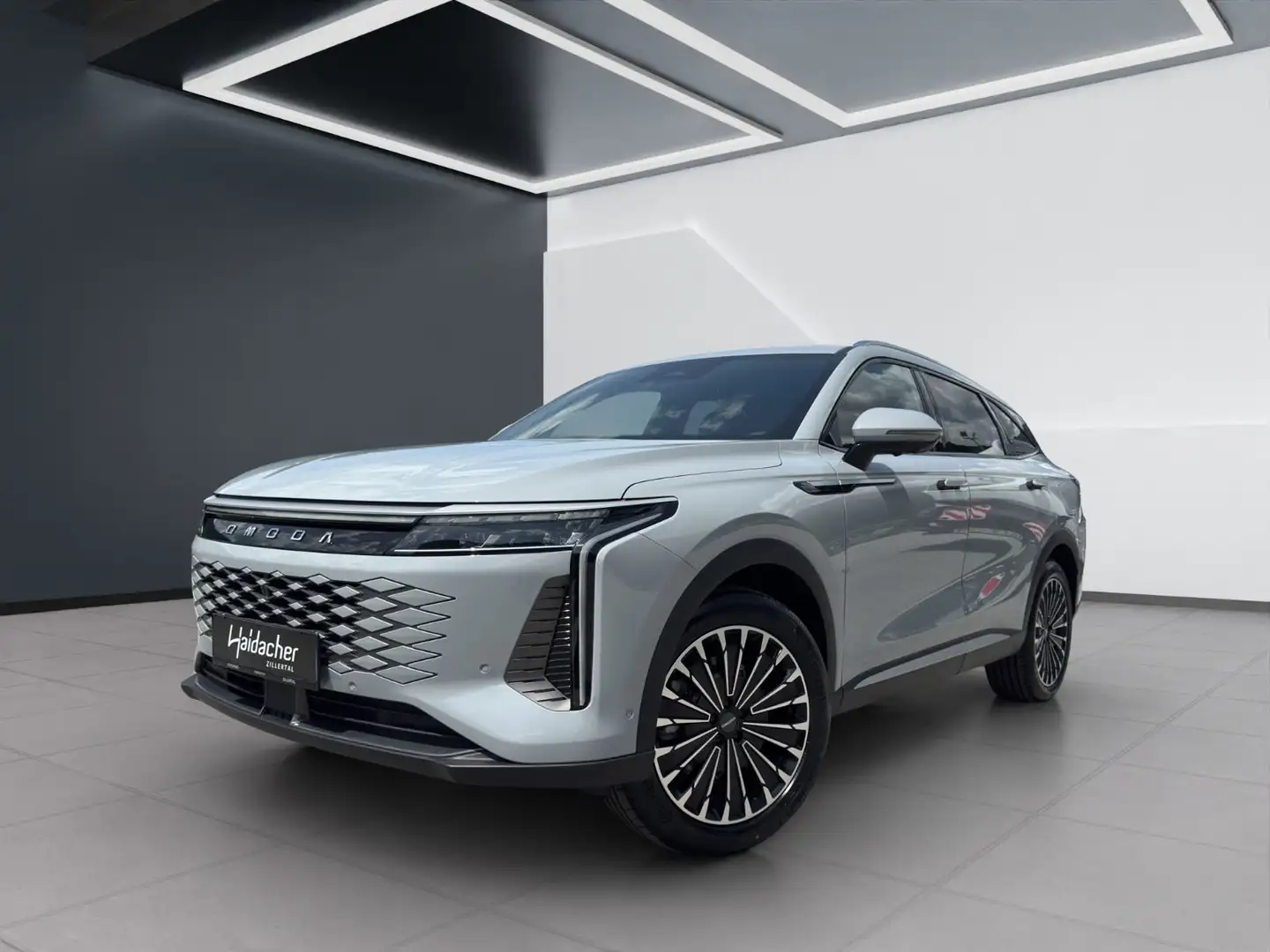 Omoda 9 Ambi CarPlay Pano 360 Grau - 2