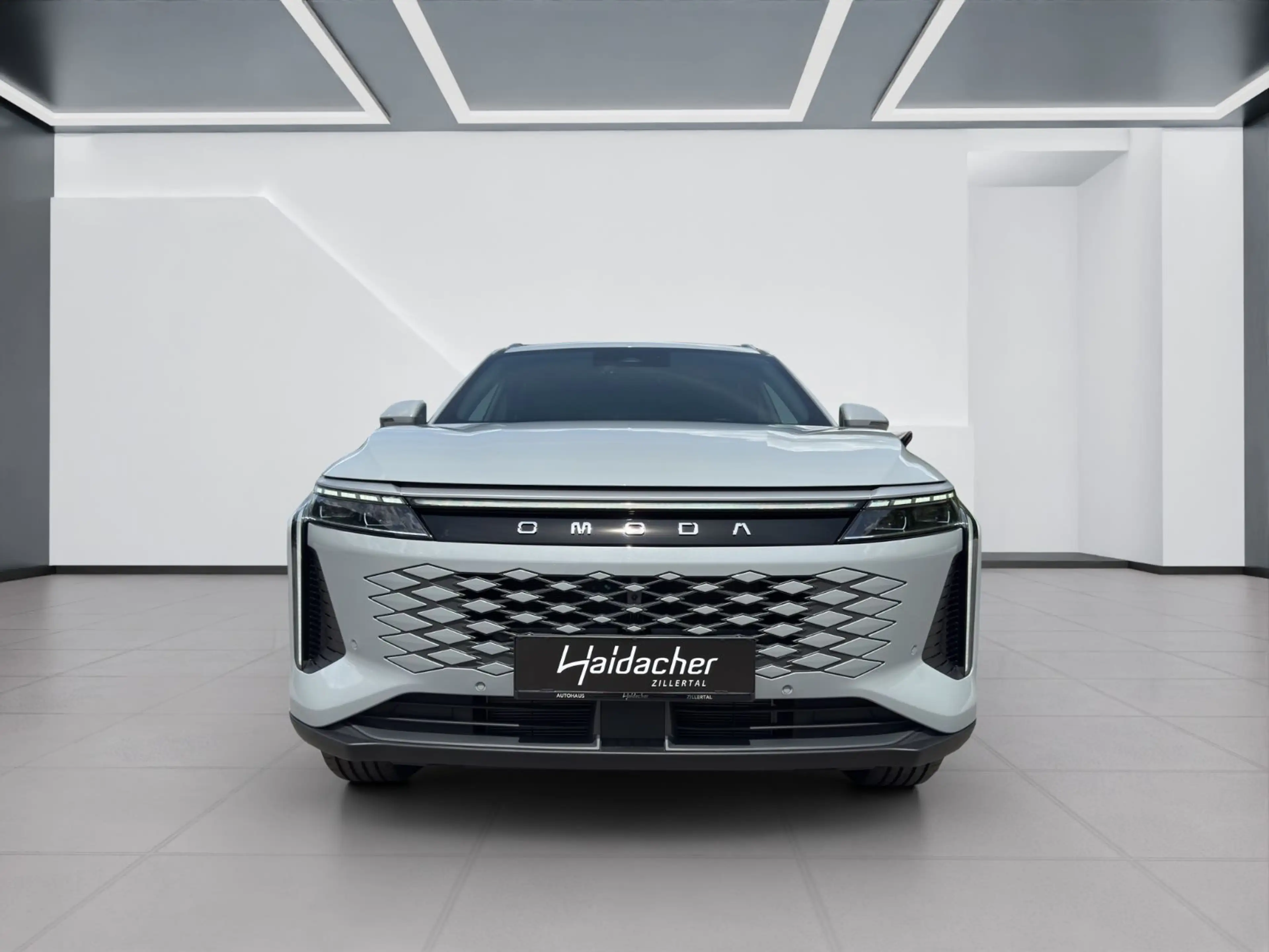 Omoda 9 Ambi CarPlay Pano 360 — photo 3