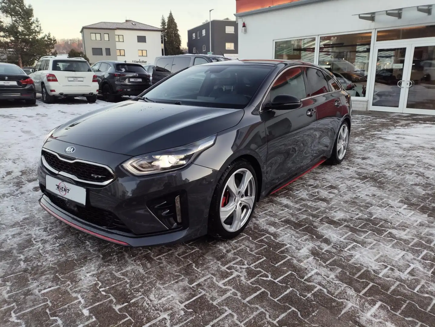 Kia ProCeed / pro_cee'd 1.6 T-GDI GT Navi LED Kamera Grau - 2