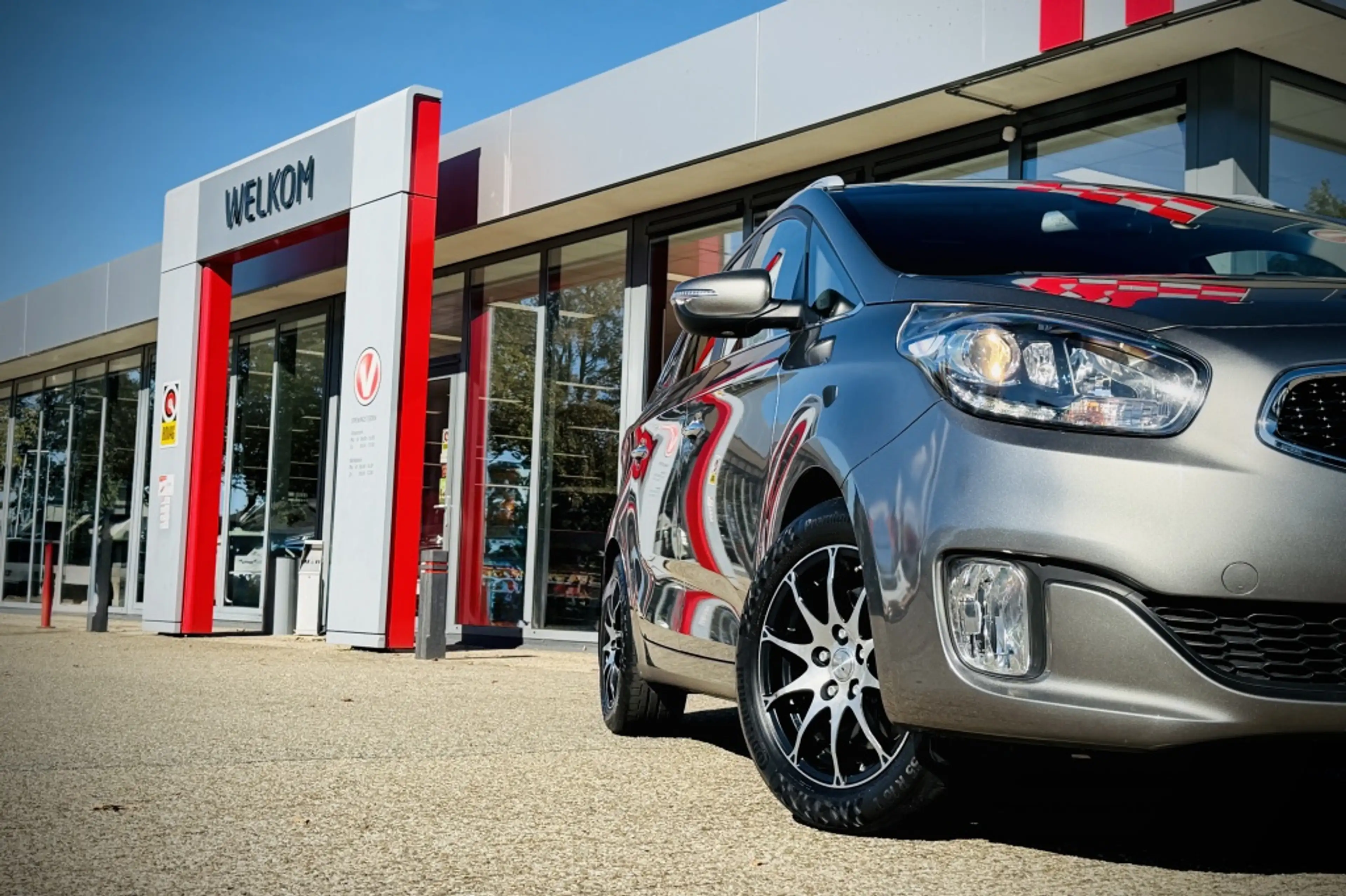 Kia Carens 1.6 GDi ExecutiveLine | TREKHAAK | CAMERA | CLIMA — photo 4