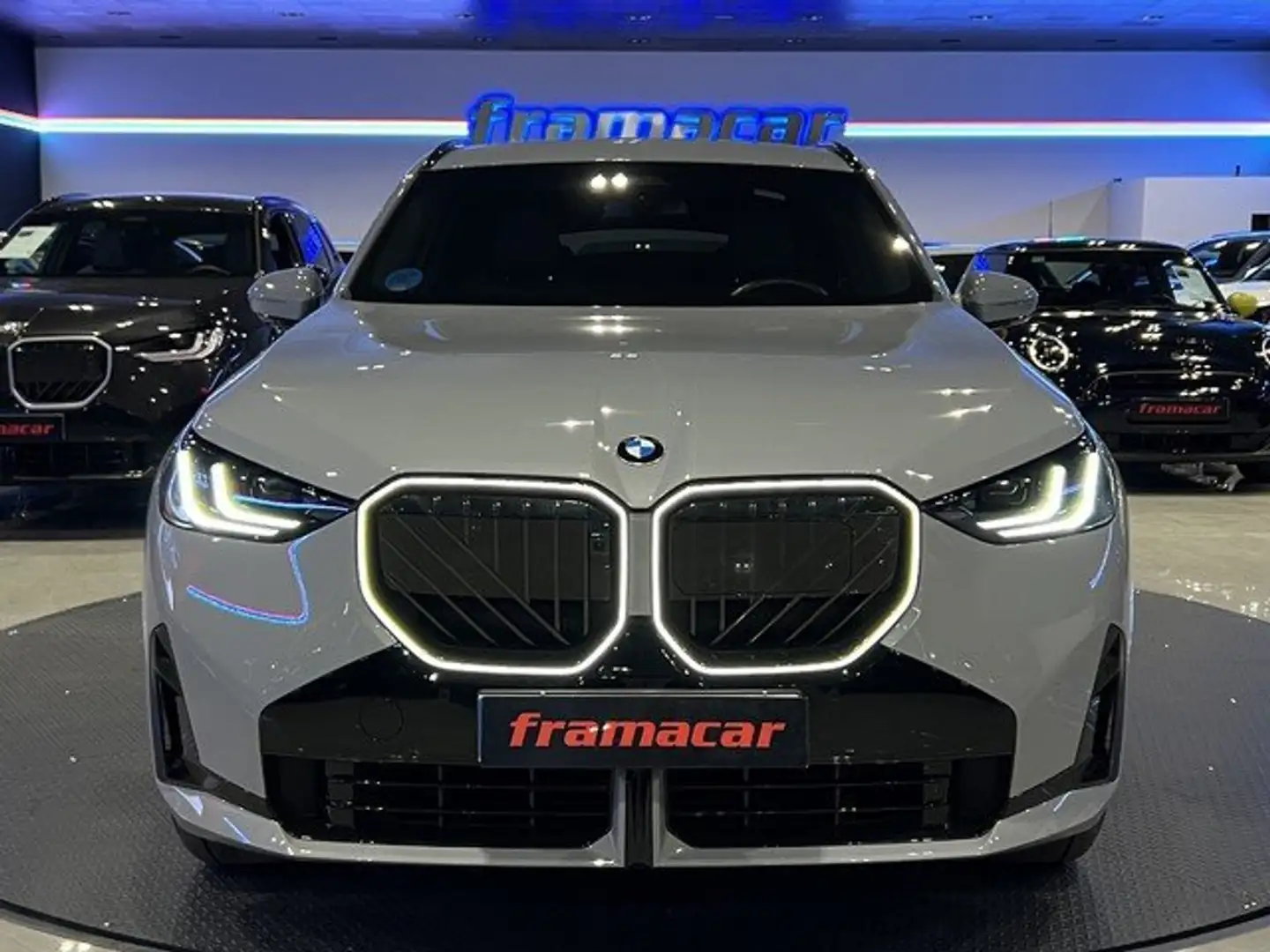 BMW X3 xDrive 30e Gris - 2