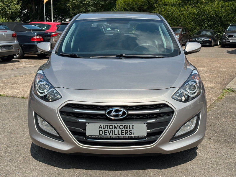 Hyundai i30 blue Trend, Klima, Navi, Kamera, Scheckheft — photo 2