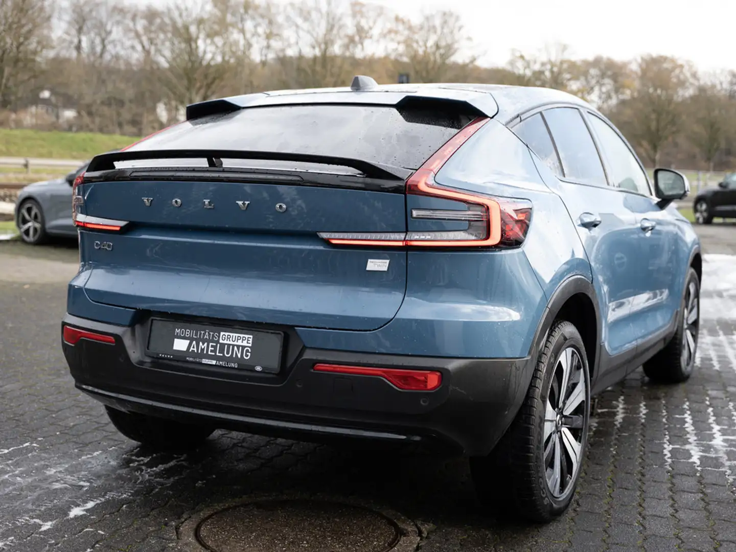 Volvo C40 Ultimate Recharge Pure Electric AWD 360° Blau - 2