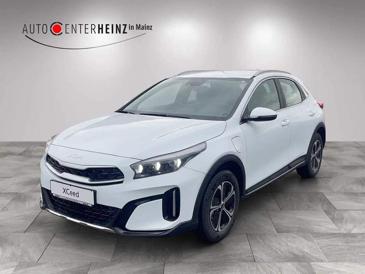 Kia XCeed 1.6 GDI DCT6 OPF Plug-in-Hybrid SPIRIT Plug-in-Hyb Bianco - 1