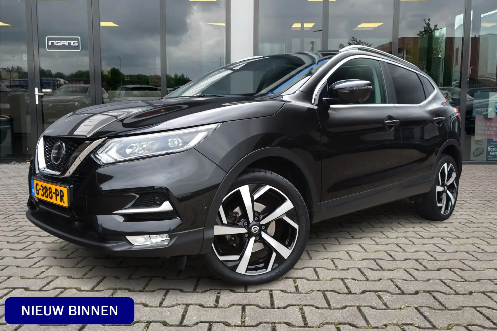 Nissan Qashqai 1.3 DIG-T Tekna | Trekhaak | ACC | Pano | Schwarz - 1