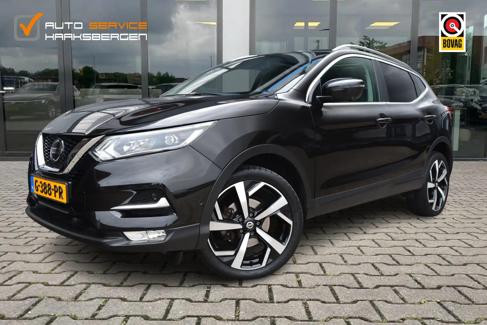 Nissan Qashqai 1.3 DIG-T Tekna 160 PK | Trekhaak | ACC | Pano | Zwart - 1
