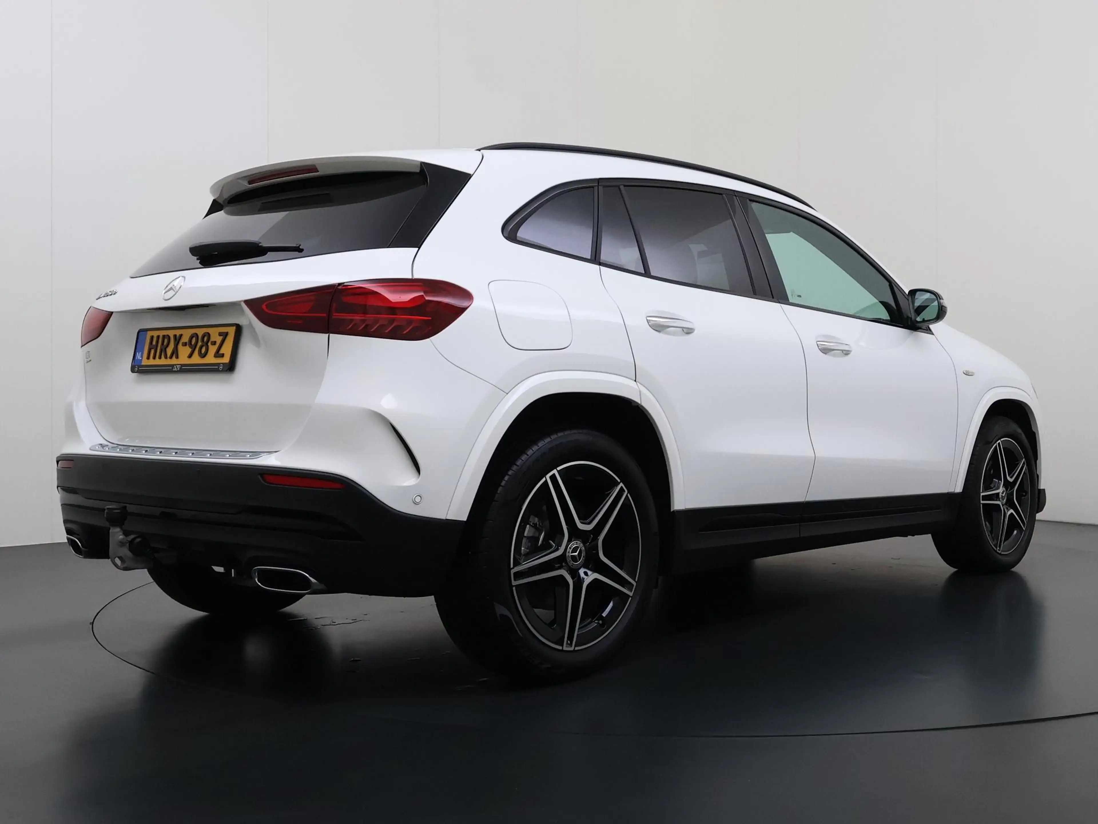 Mercedes-Benz GLA 250 e Business Solution AMG | Trekhaak Wegklapbaar | P — photo 8