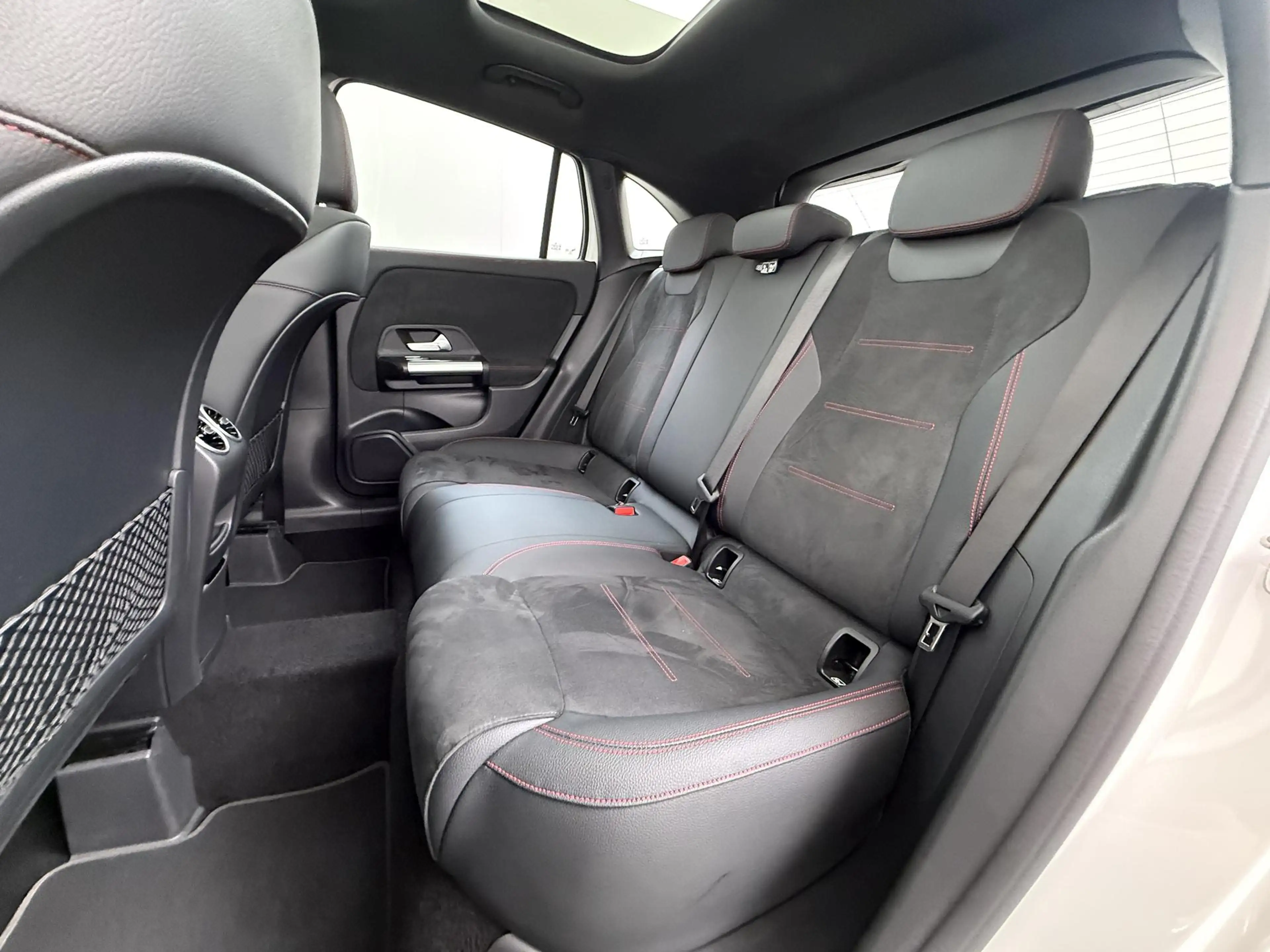 Mercedes-Benz GLA 250 e Business Solution AMG | Trekhaak Wegklapbaar | P — photo 9