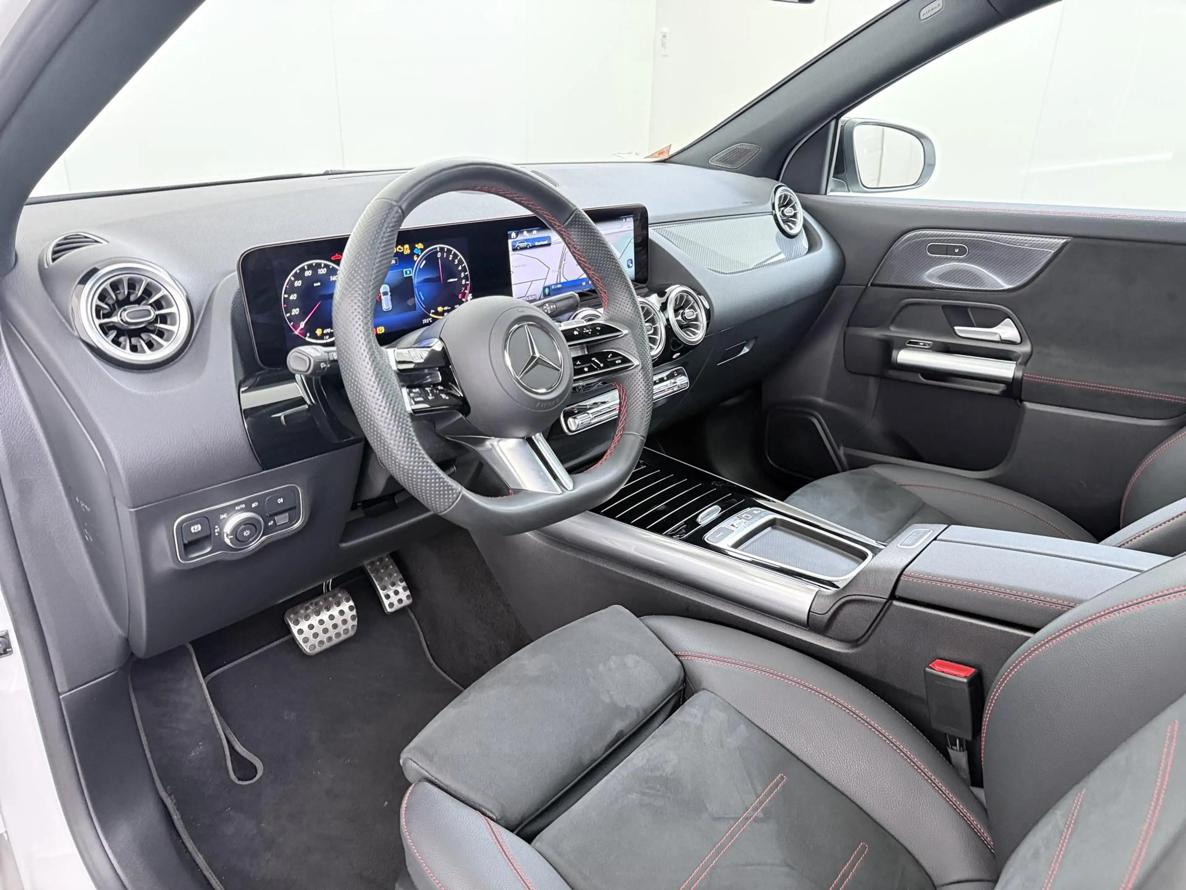 Mercedes-Benz GLA 250 e Business Solution AMG | Trekhaak Wegklapbaar | P — photo 2
