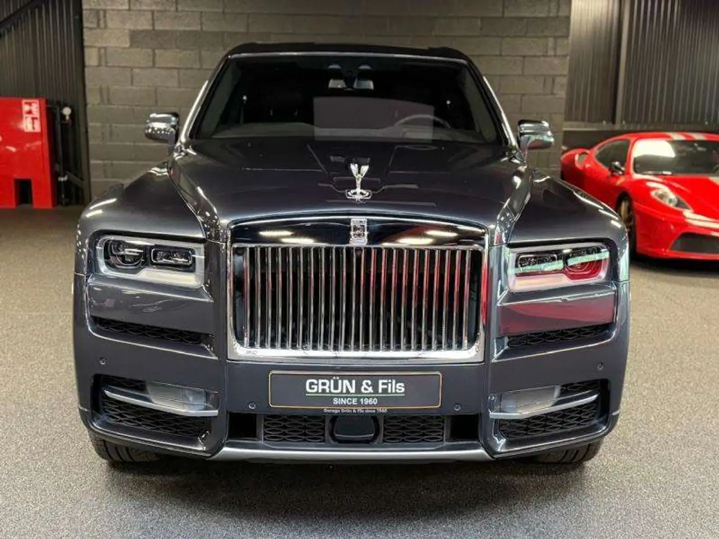 Rolls-Royce Cullinan V12 6.75 Bi-Turbo Gris - 2