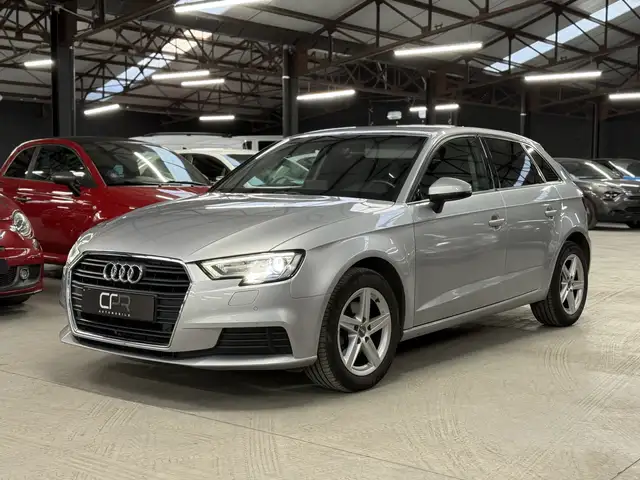 Audi A3 1.6 d Sportback S tronic * GPS * CAMERA * SONO *