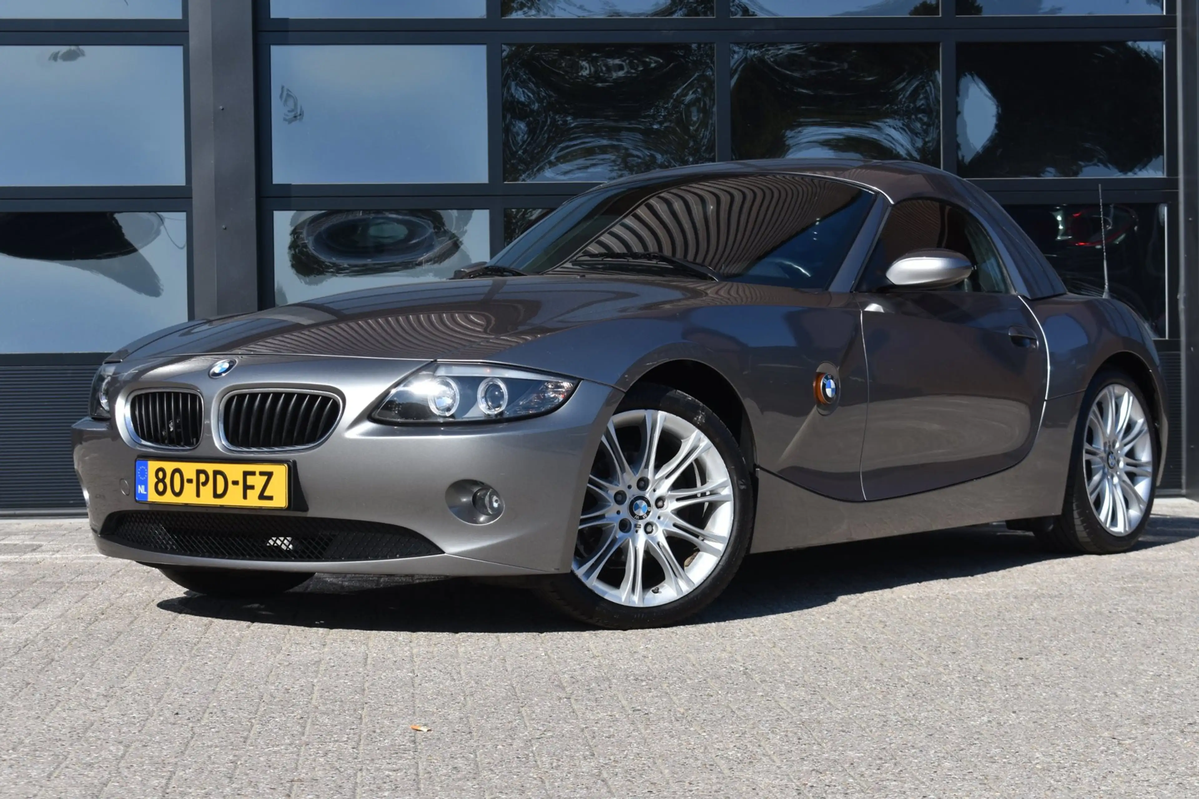 BMW Z4 Roadster 2.2i S '04 Hardtop Leder Airco Cruise Inr