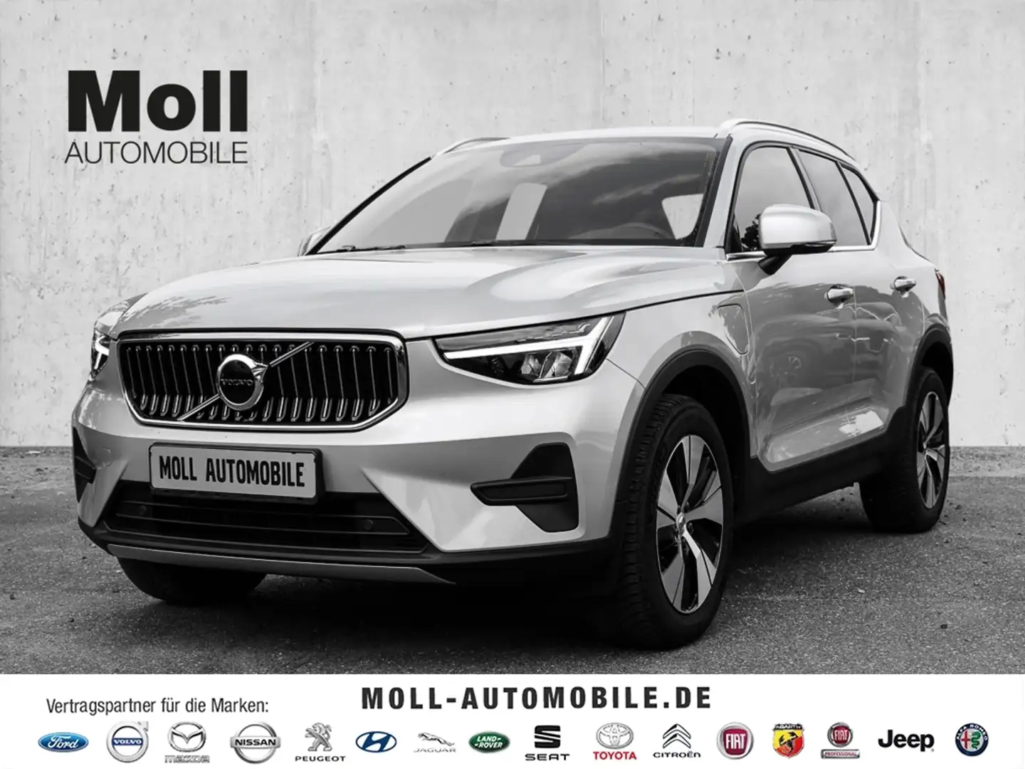 Volvo XC40 Core Recharge Plug-In Hybrid 2WD T5 Twin Engine EU Silber - 1