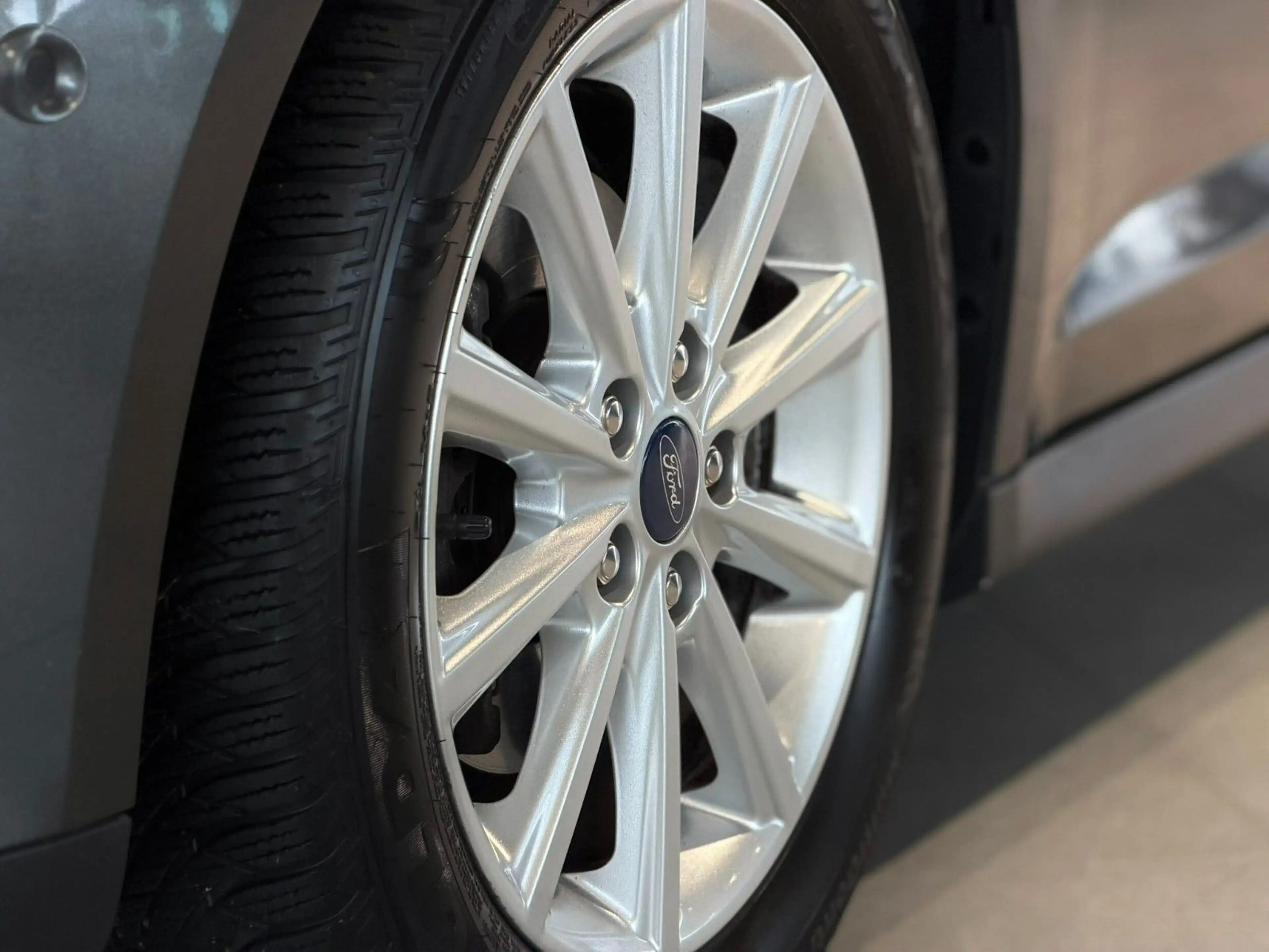 Ford C-Max Titanium *SYNC*SHZ*LHZ*PDC*TEMPO* — photo 10