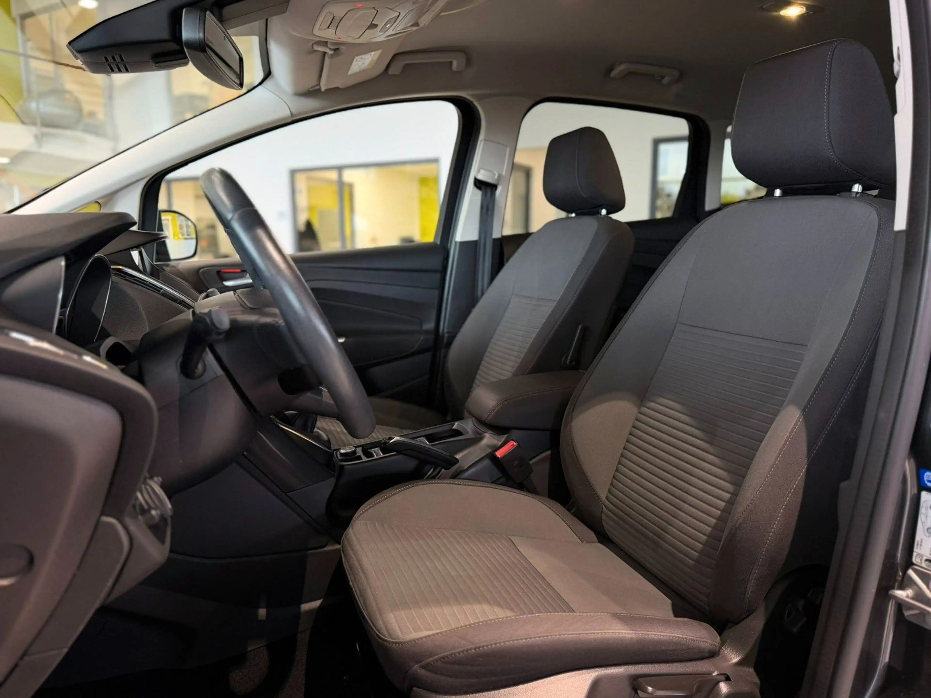 Ford C-Max Titanium *SYNC*SHZ*LHZ*PDC*TEMPO* — photo 13