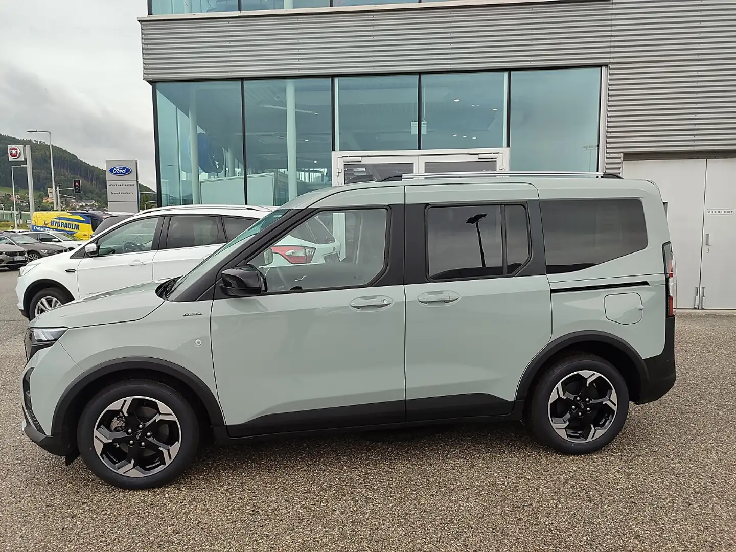Ford Tourneo Courier E-Tourneo Courier Active Grau - 2