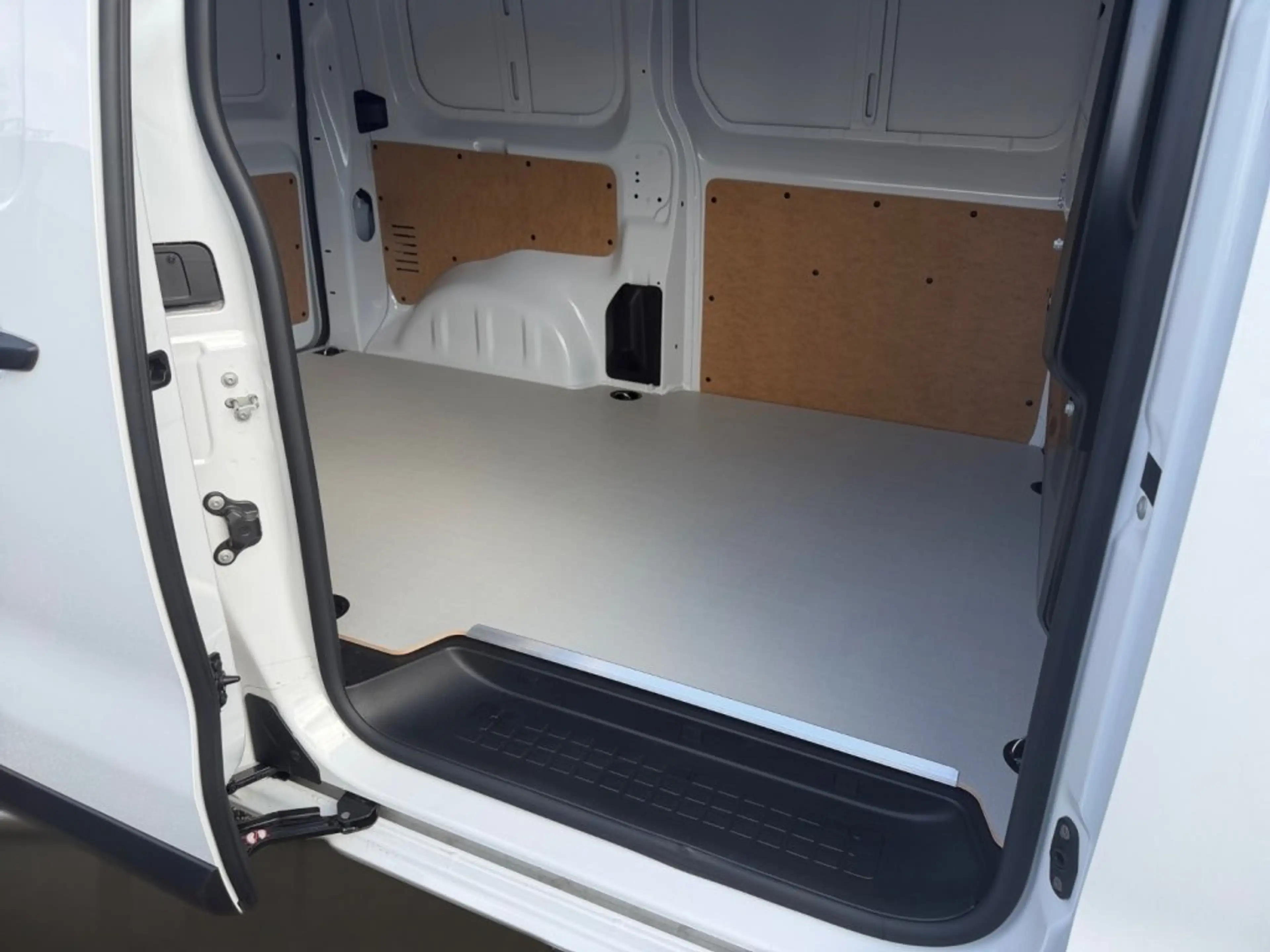 Citroen Jumpy KW M BlueHDi 120 S&S 6GANG  Monate Behaltedauer! — photo 7