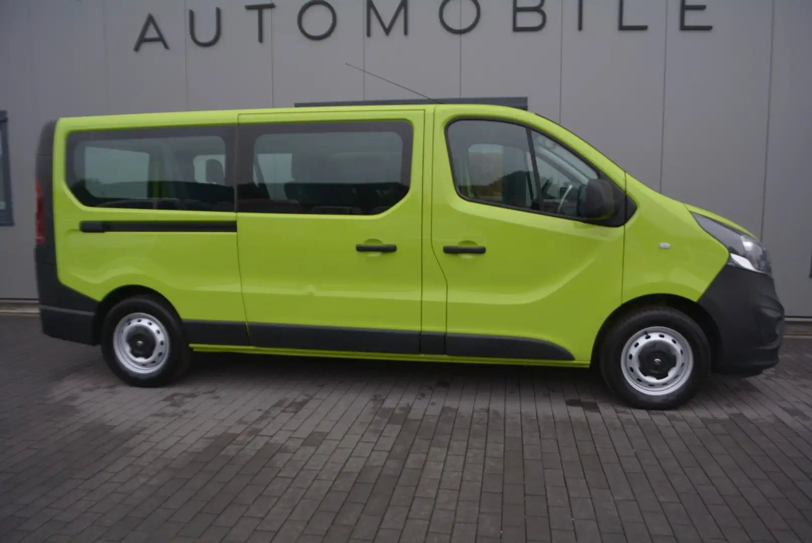 Opel Vivaro B Kasten Kombi  L2H1  2,9t-AHK-Garantie Grün - 2