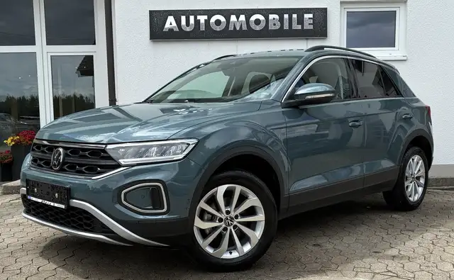 2025 Volkswagen T-Roc in Blue for sale