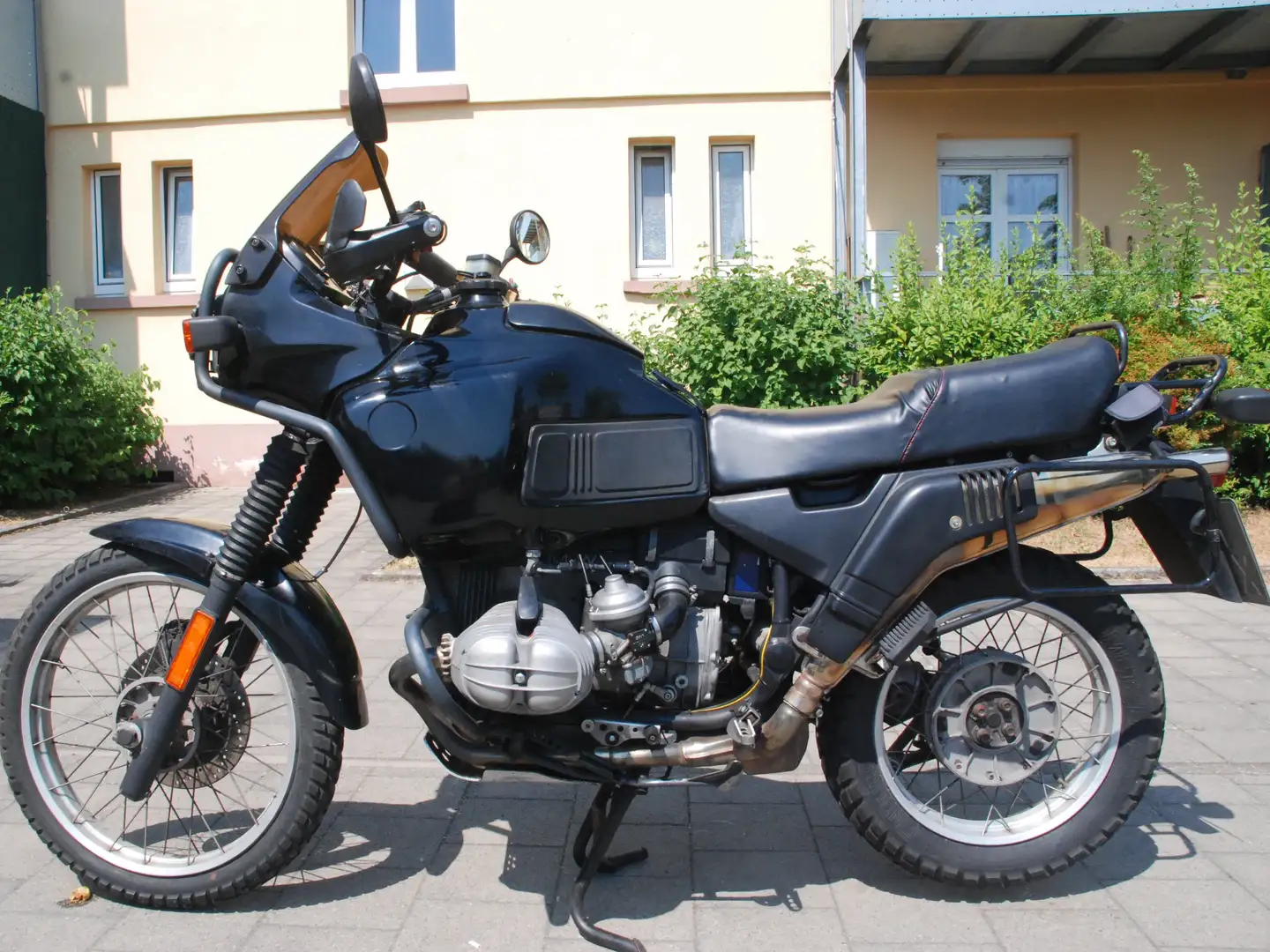 BMW R 100 GS Negro - 2