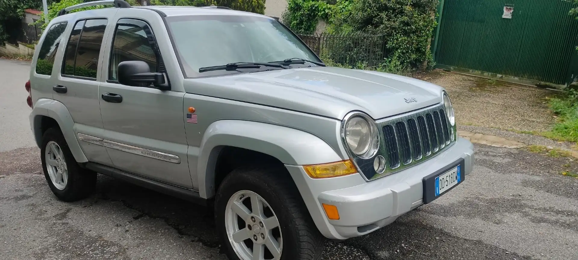 Jeep Cherokee Cherokee 2.8 crd Limited FL Gri - 2