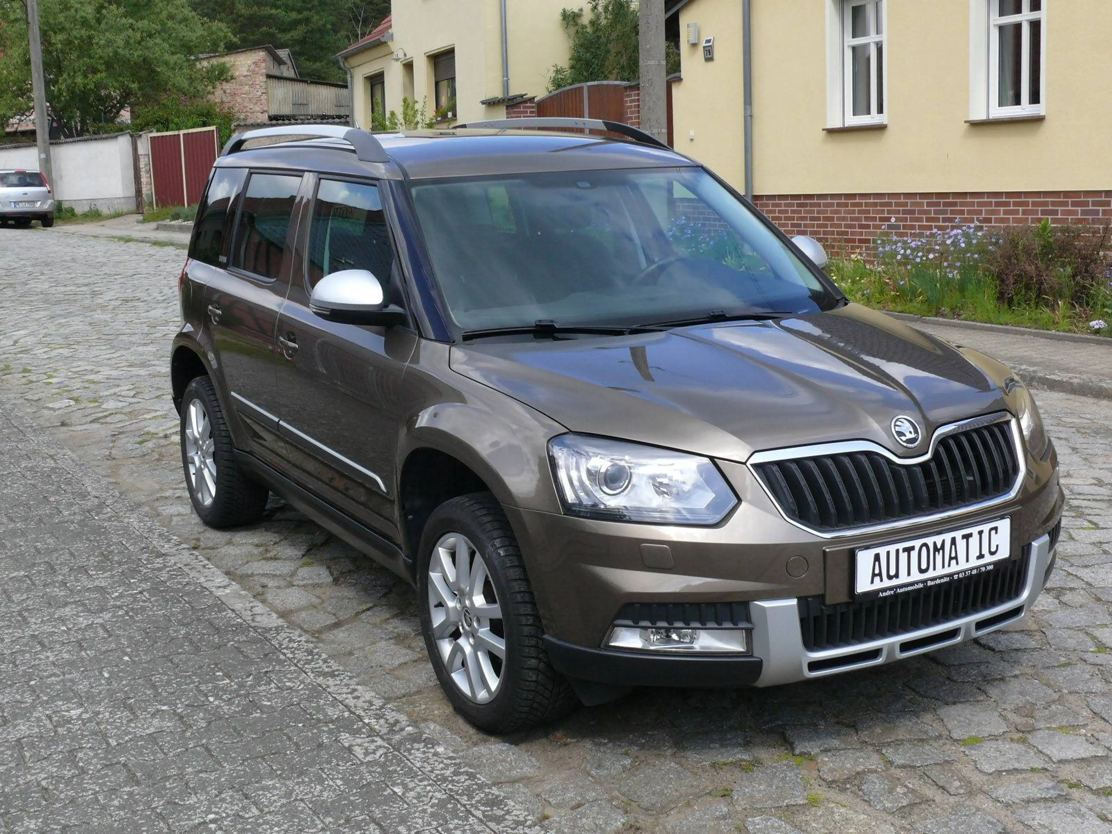 Skoda Yeti Adventure erst 66 TKM Automatic neue AHK Varioflex — photo 9