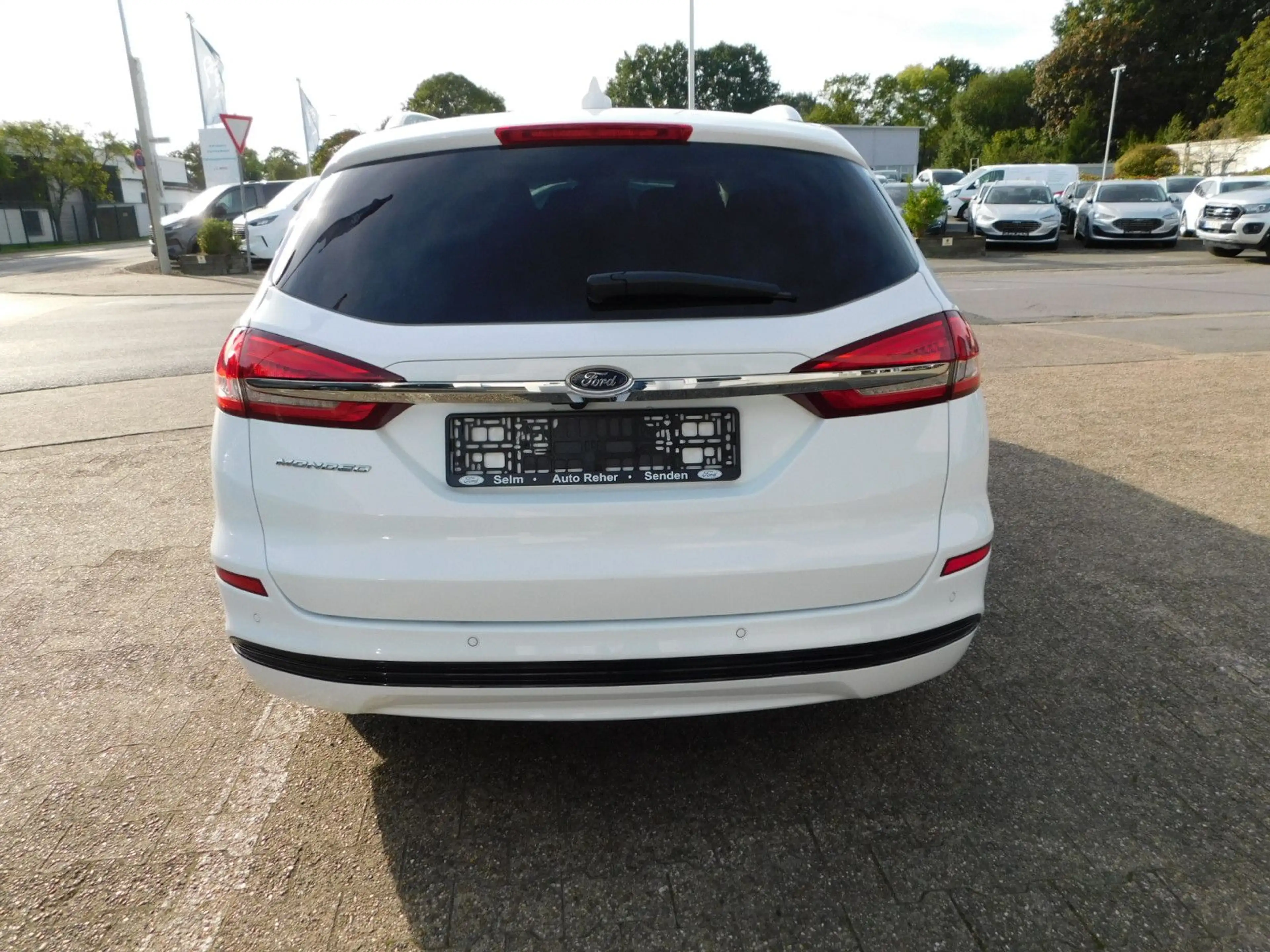 Ford Mondeo Turnier Titanium Autom. Panodach — photo 6