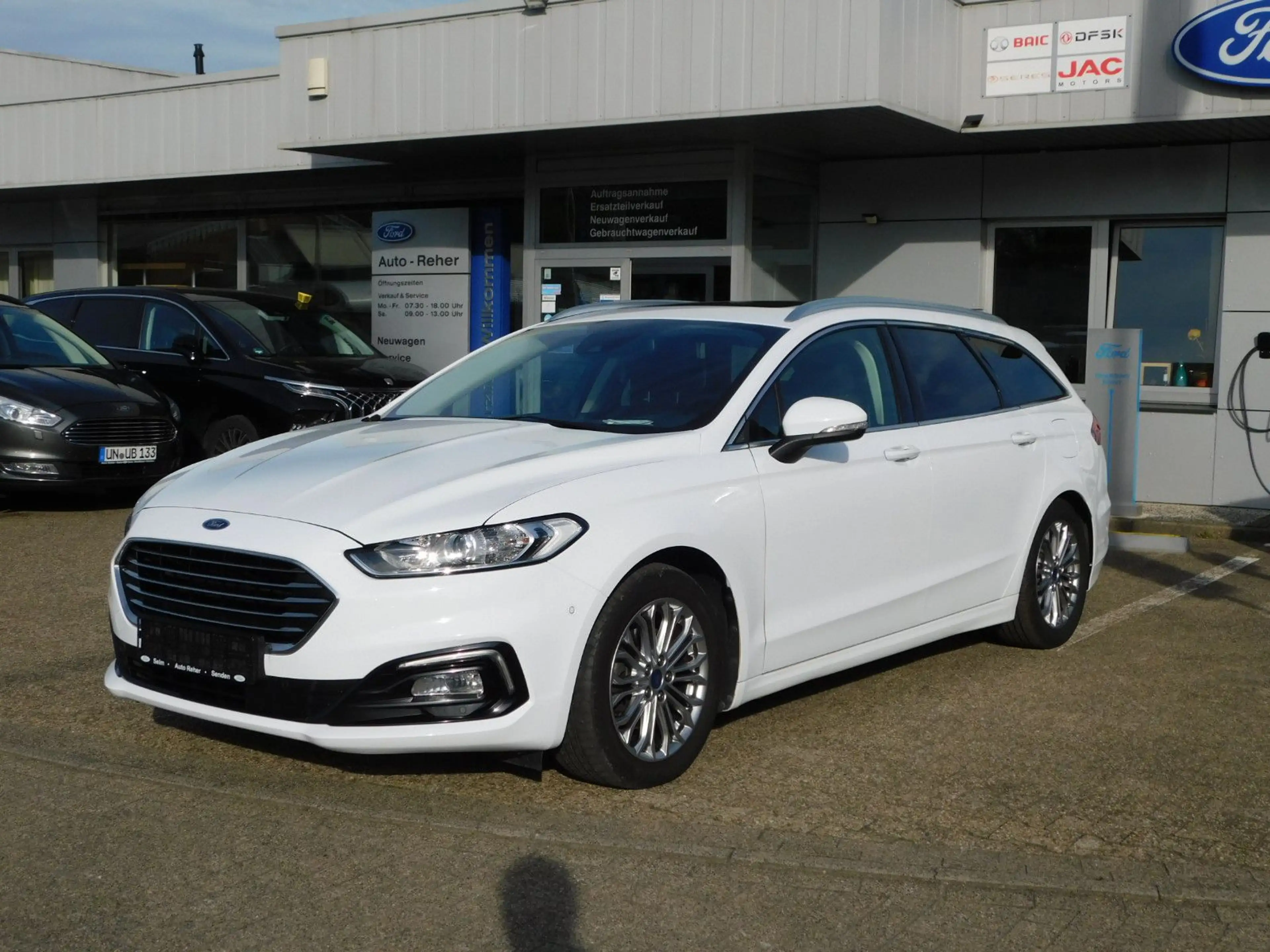 Ford Mondeo Turnier Titanium Autom. Panodach — photo 3