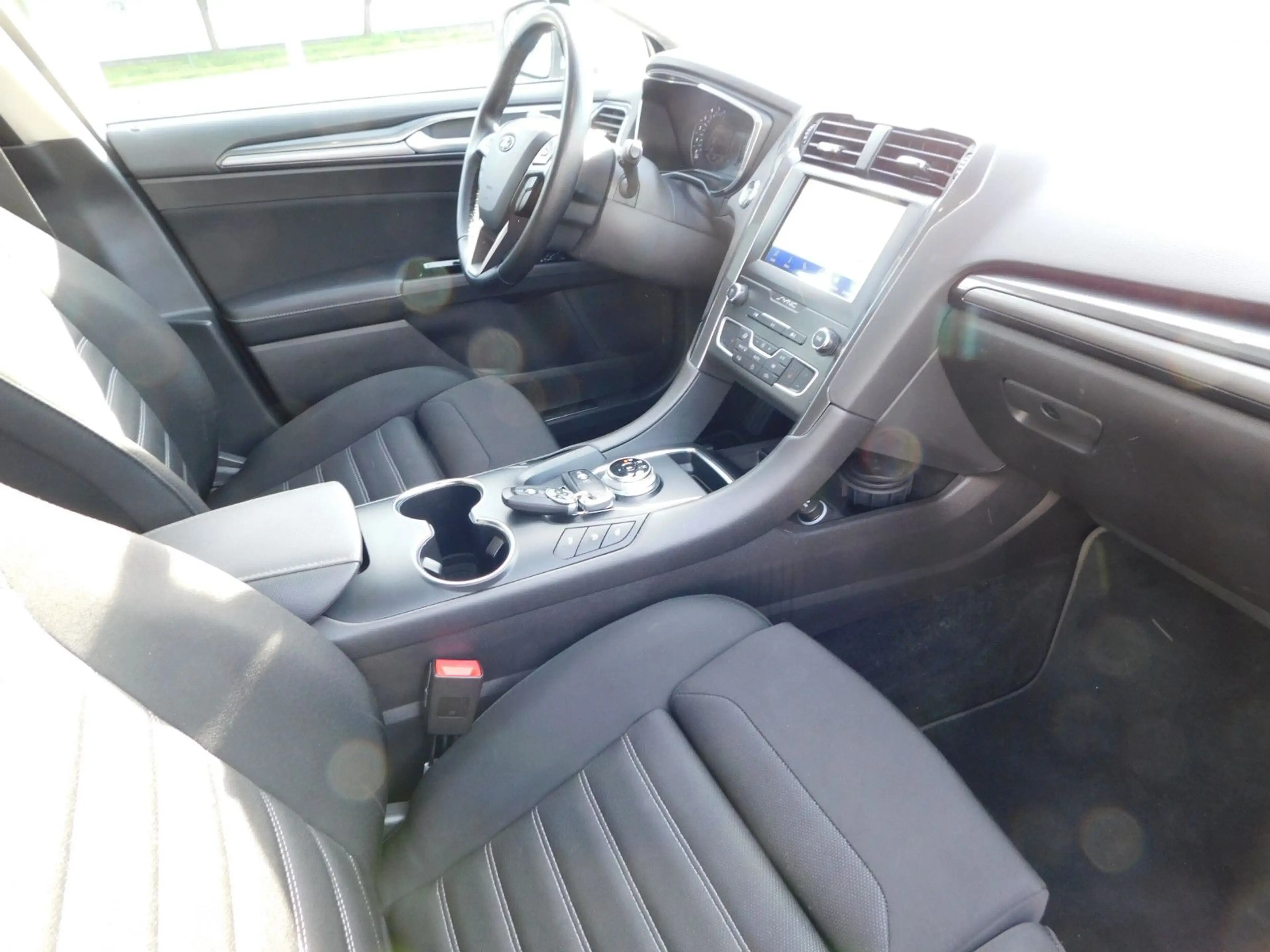 Ford Mondeo Turnier Titanium Autom. Panodach — photo 12