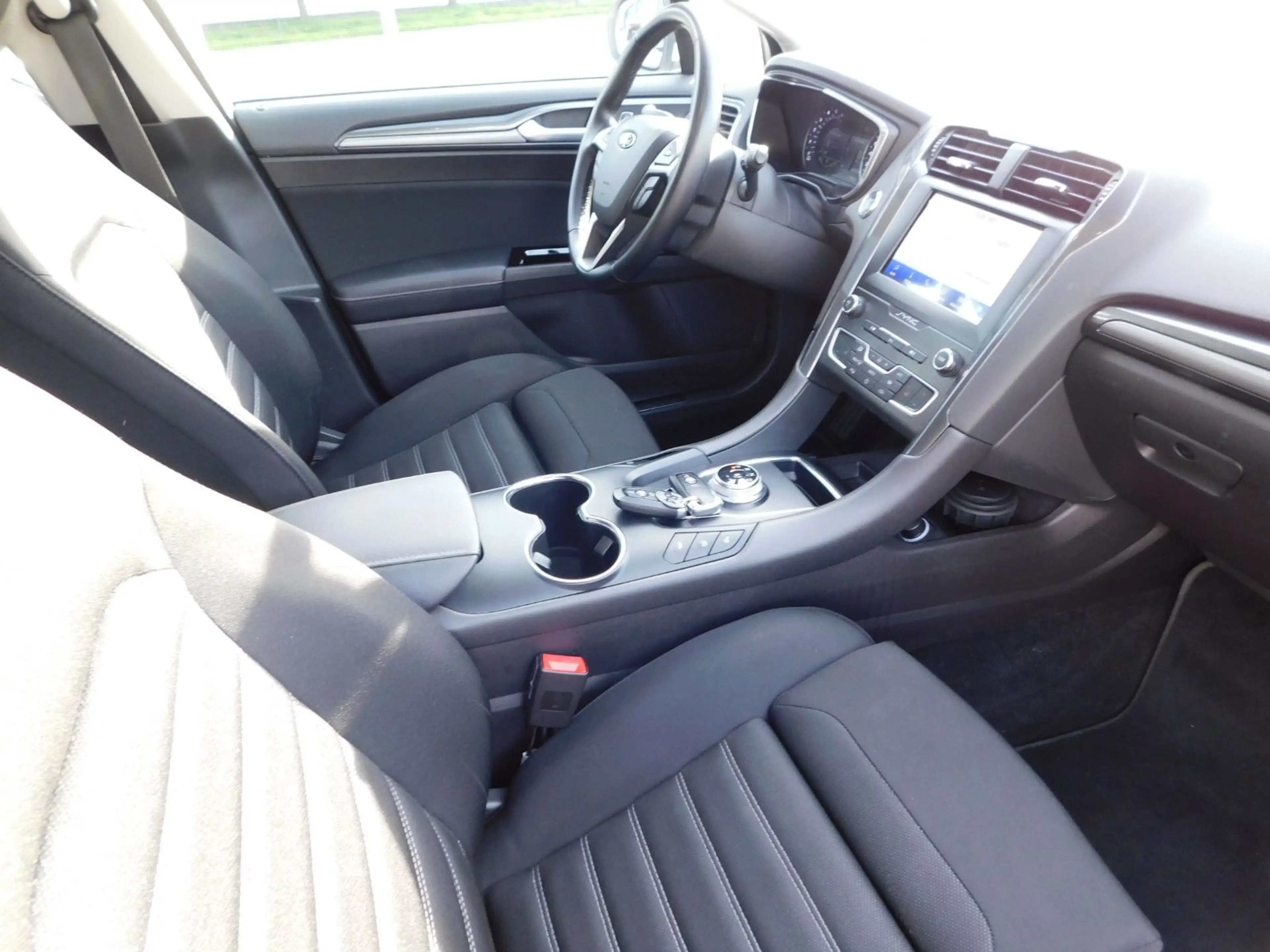 Ford Mondeo Turnier Titanium Autom. Panodach — photo 13
