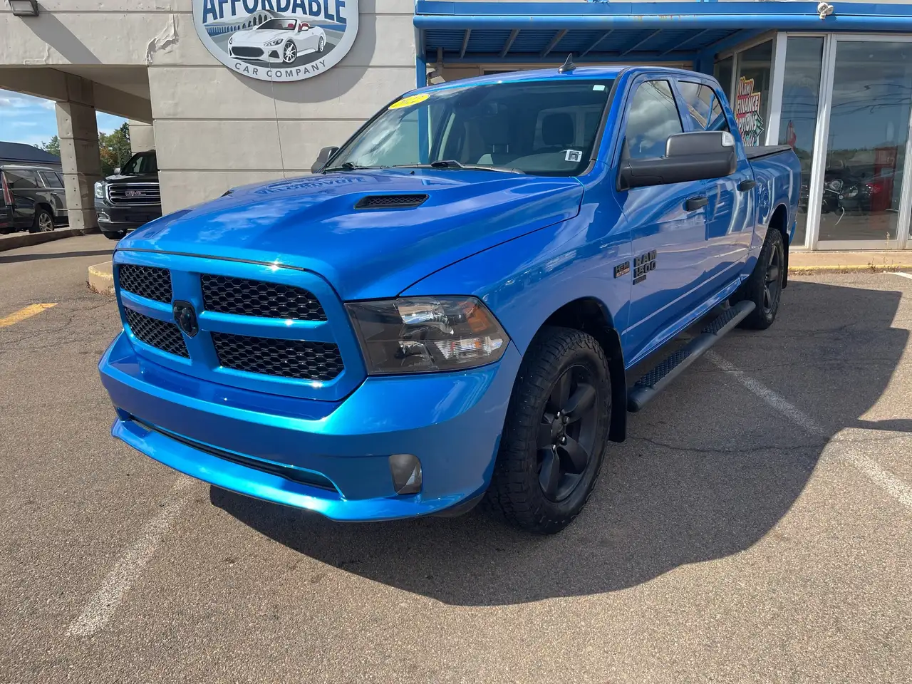 RAM 1500 снимка RAM 1500